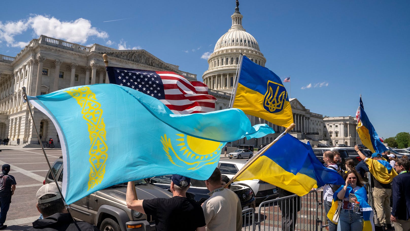 USA billigen Milliardenhilfe für Ukraine und Israel