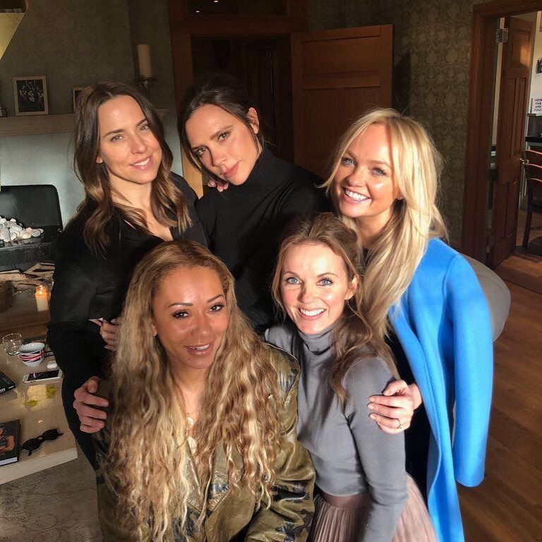 Victoria Beckhams Spice-Girl-Kolleginnen Mel C, Mel B, Geri Horner und Emma Bunton (v.l.n.r.) kommen auf ihre Geburtstagssause.