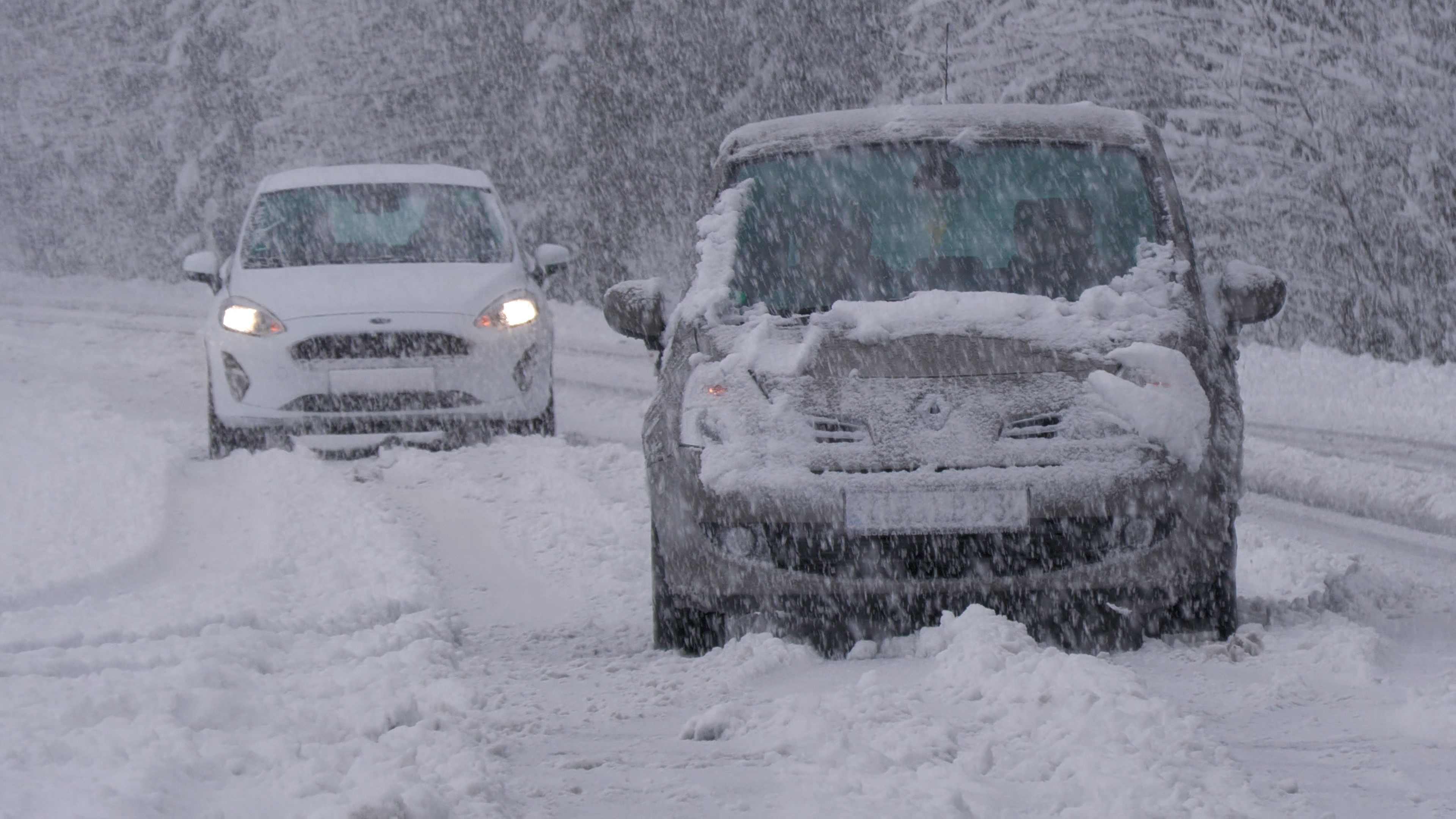 Heute.at - Schlimmer Crash – Lenker (85) hatte Sommerreifen