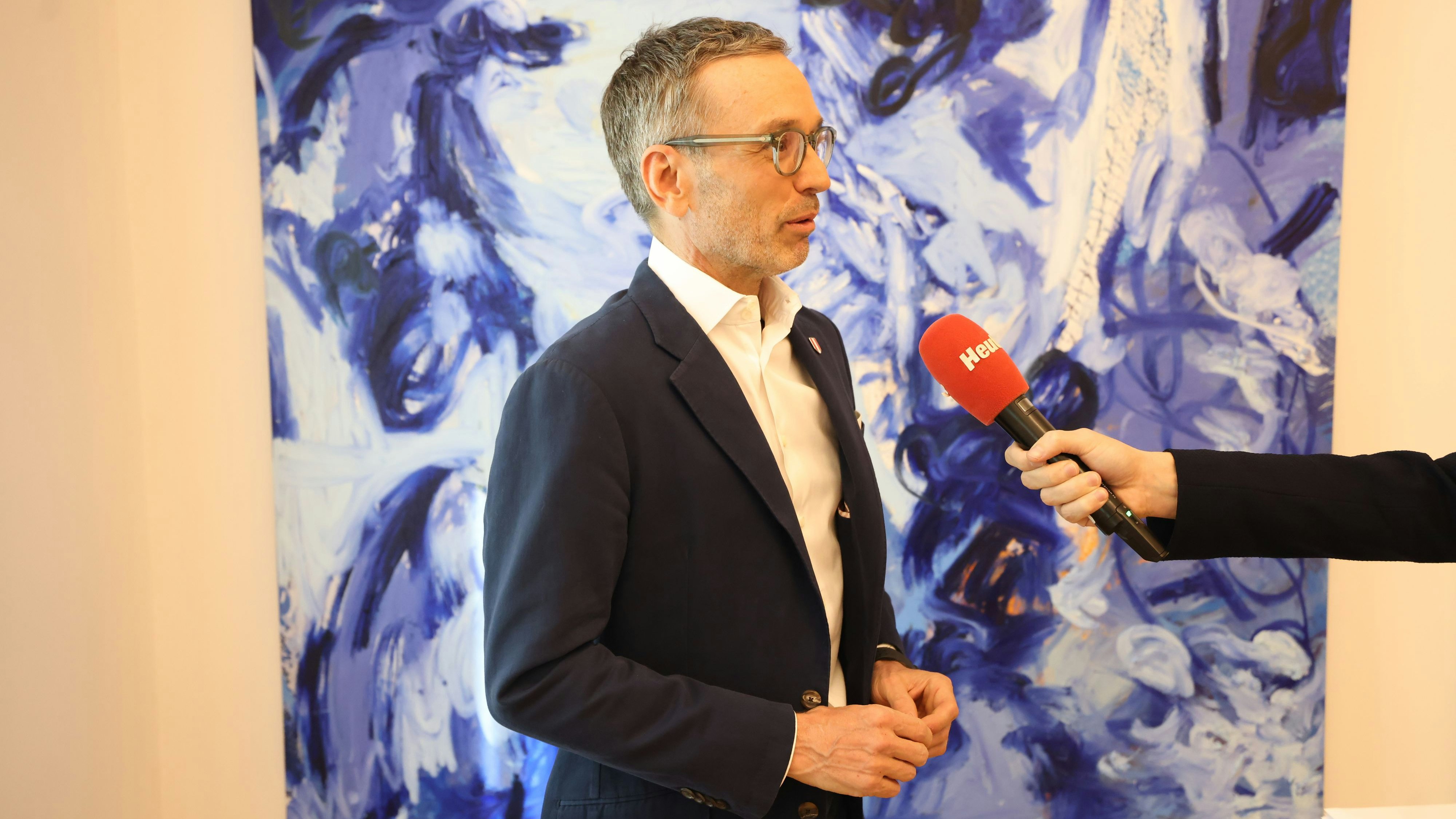 Herbert Kickl stellt klar: Er will regieren, wenn die FPÖ gewinnt.