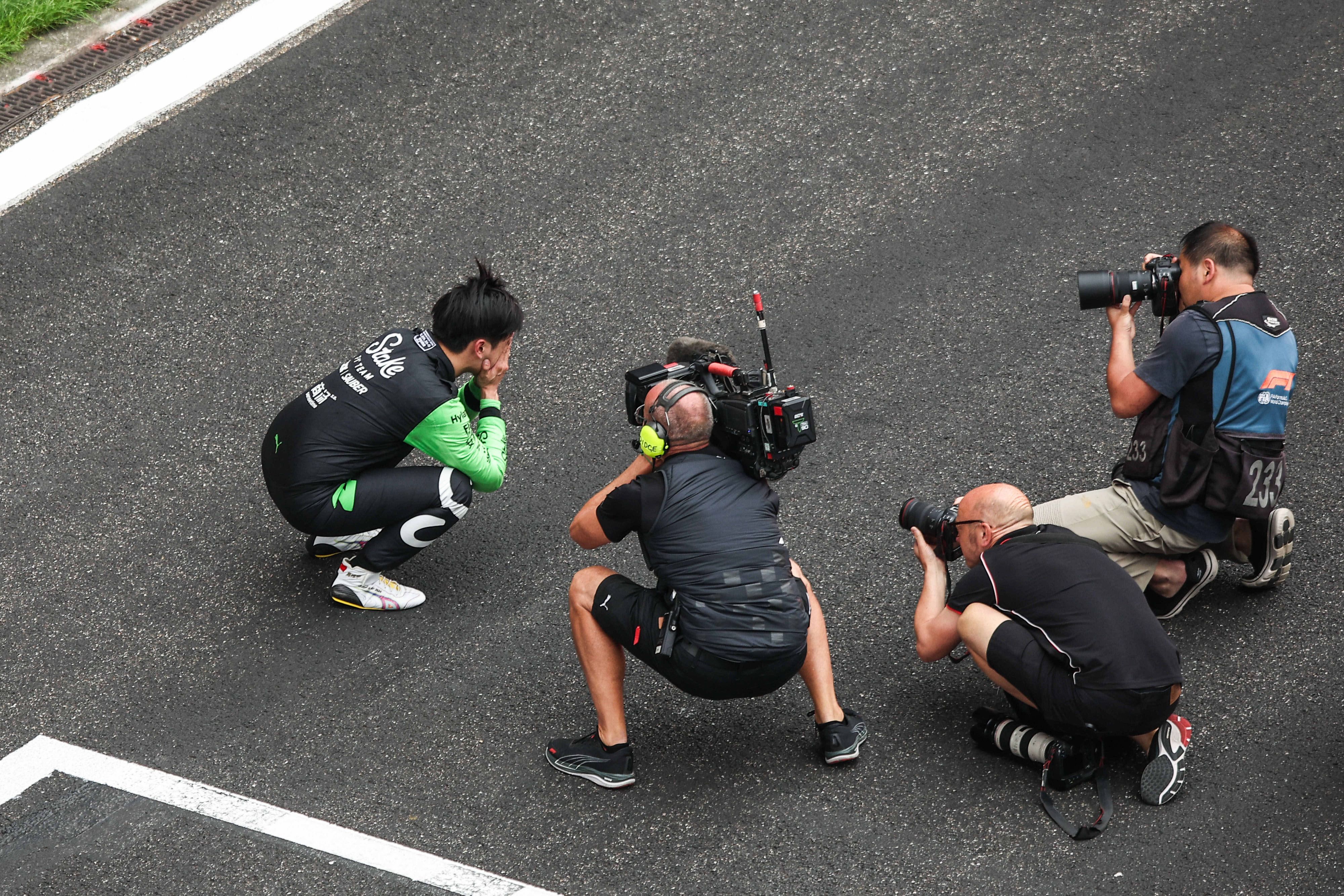 Emotional: Zhou Guanyu