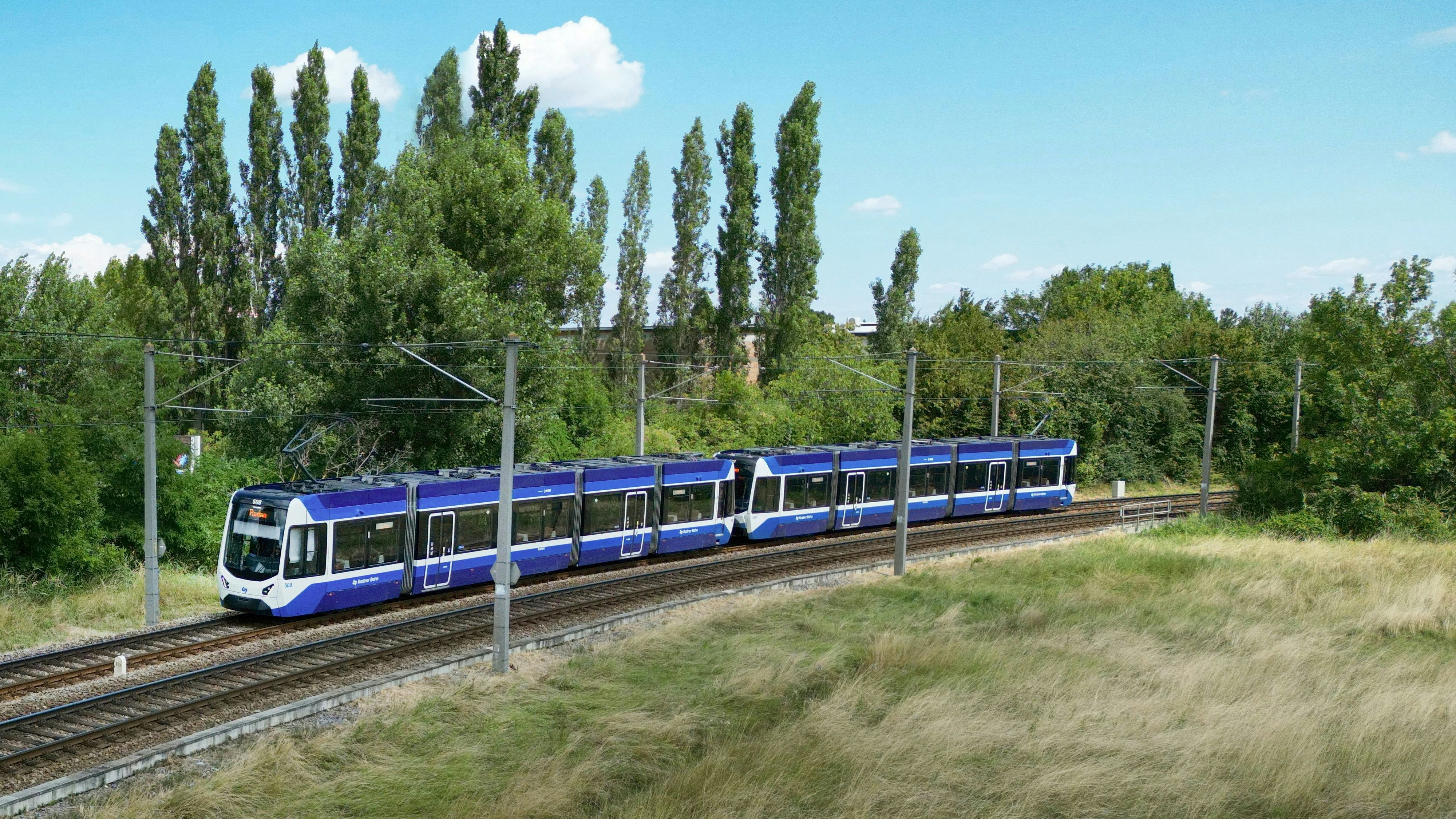 Im Abschnitt Traiskirchen Lokalbahn bis Baden Josefsplatz sind Ersatzbusse für die Fahrgäste unterwegs.