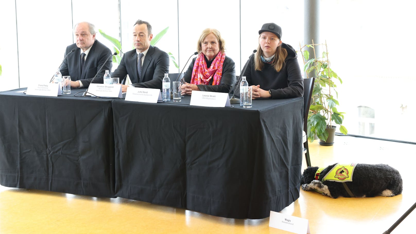 Bei der Pressekonferenz wurde das Konzept zur "relaxed performance" präsentiert,