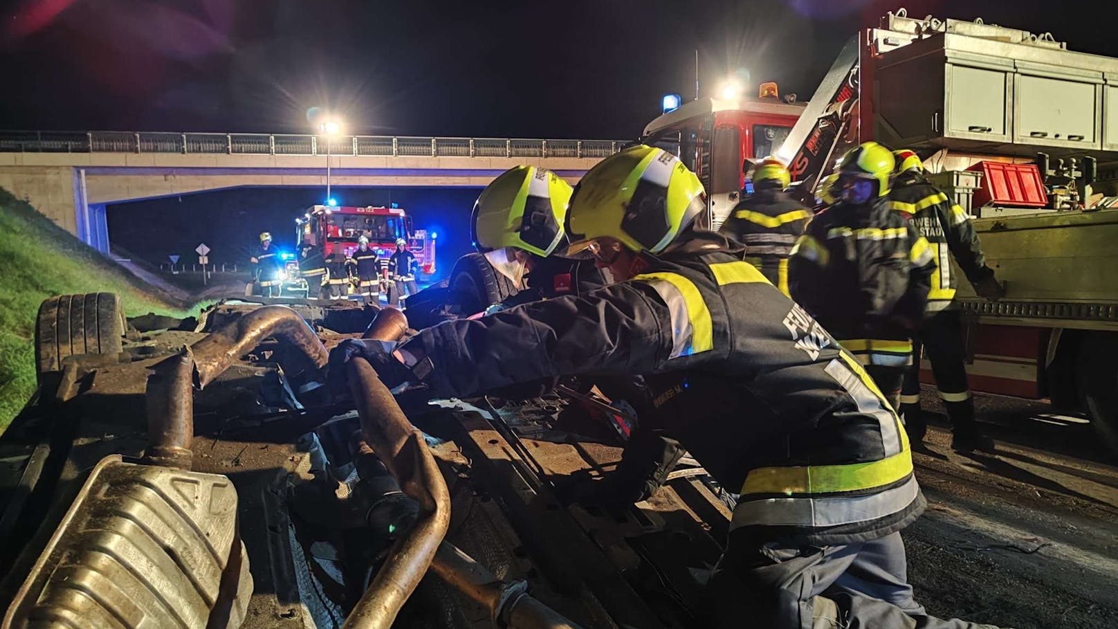 .... bevor die Feuerwehrmitglieder um 02:10 Uhr wieder in ihre Rüsthäuser einrücken konnten.