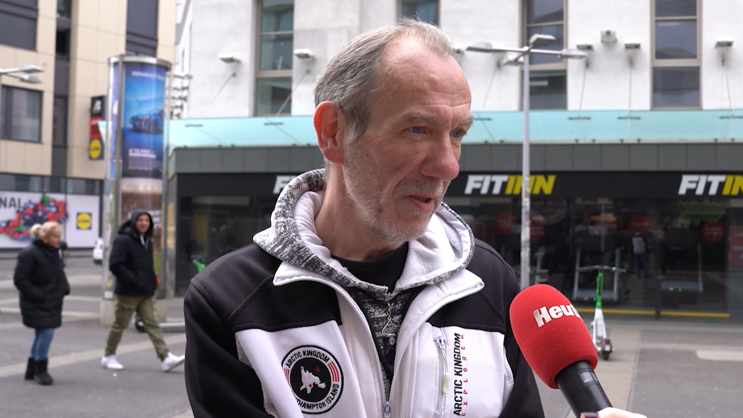 Heute.at - AMS schickt Wiener zu Kurs, wie man richtig putzt