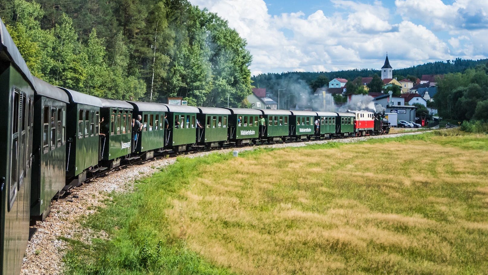 Die Waldviertel Bahn lädt zum Schnitzelessen in Litschau