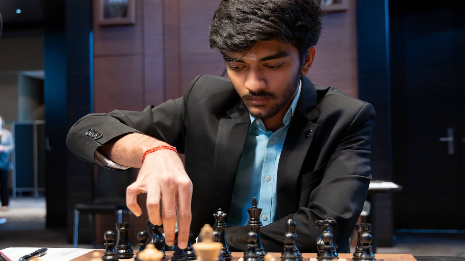 17-jähriges Riesentalent aus Indien schockt Schachwelt