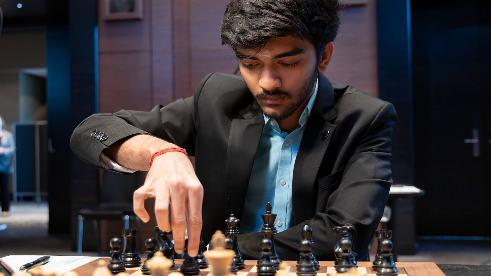 17-jähriges Riesentalent aus Indien schockt Schachwelt