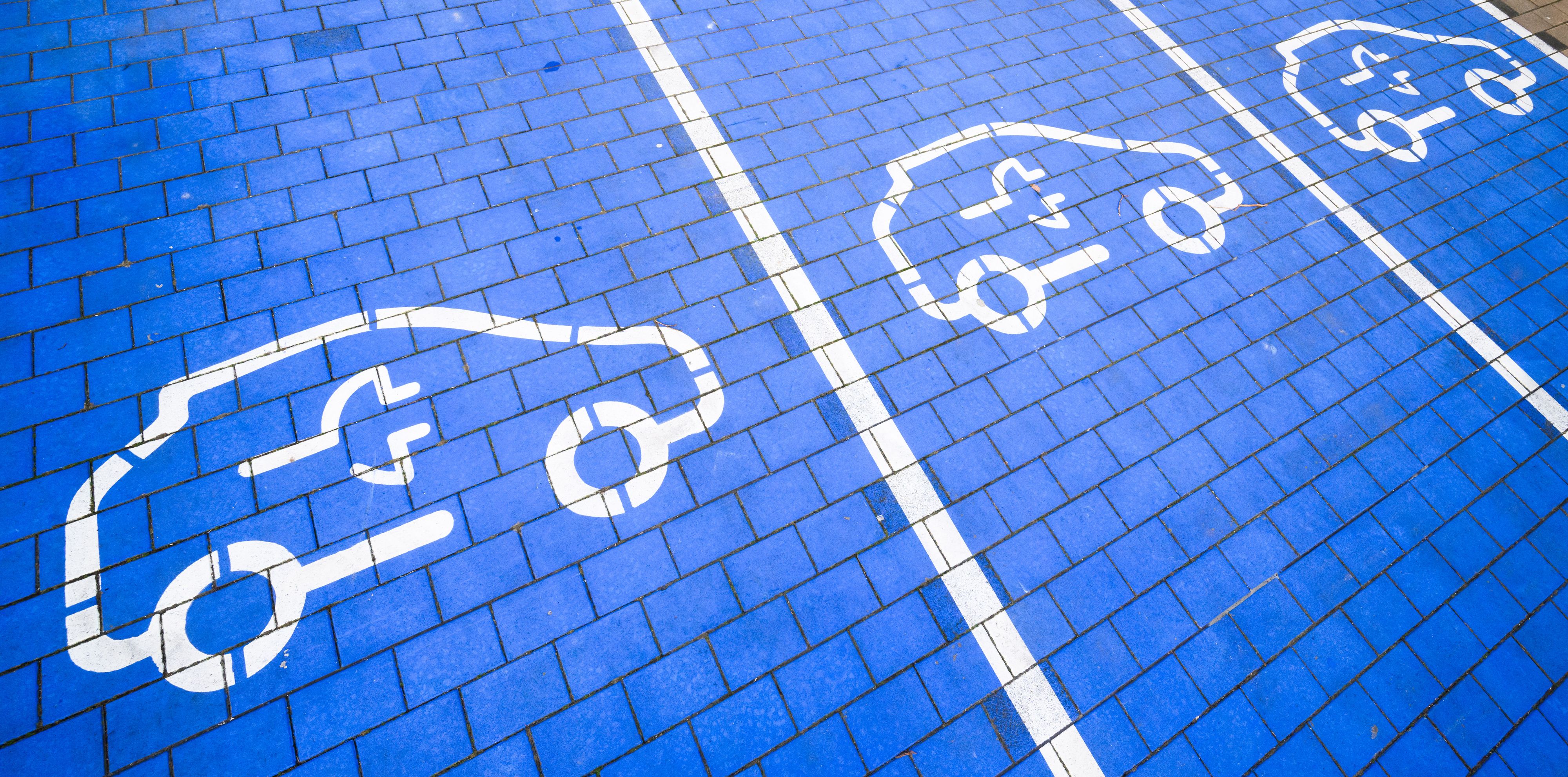 Eine Studie befasst sich mit dem Thema, ob sich Österreicher auch ein E-Auto aus China kaufen würden. 8Symbolbild)