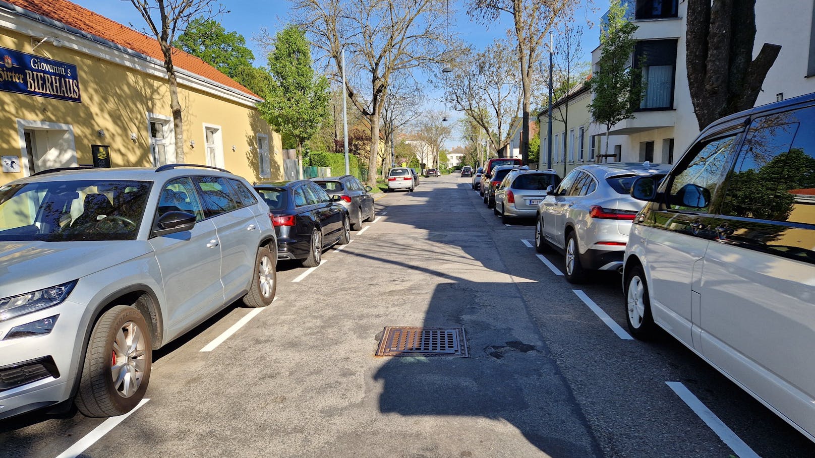 Die neuen Bodenmarkierungen in der Rußbergstraße (Floridsdorf) sorgen für Ärger.