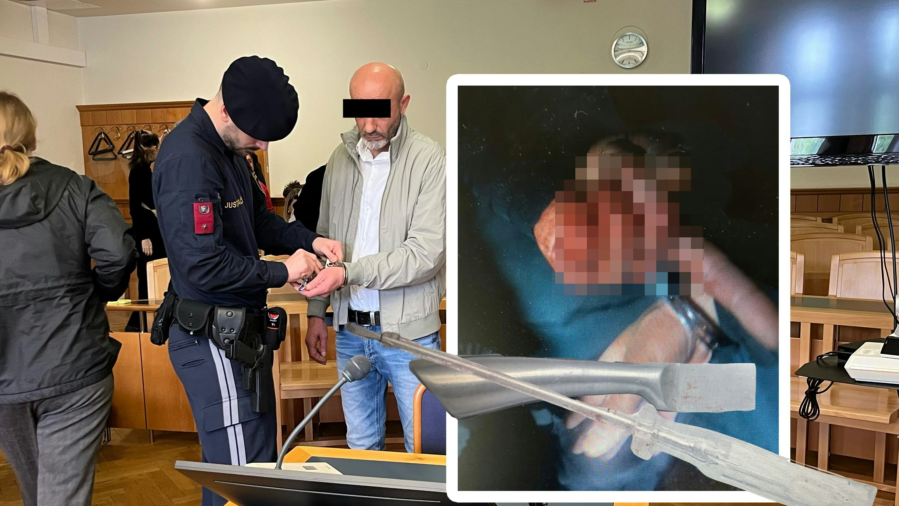 Der Angeklagte im Gerichtssaal – seine blutüberströmten Hände bei der Festnahme und die Tatwaffen.