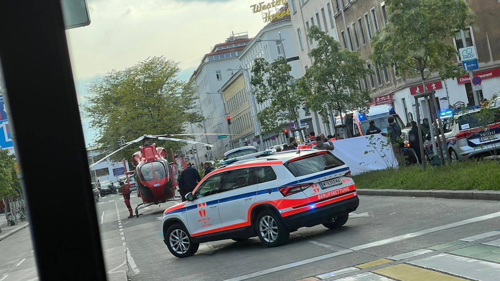 Tödlicher Unfall in Wien – Radfahrer stirbt nach Crash