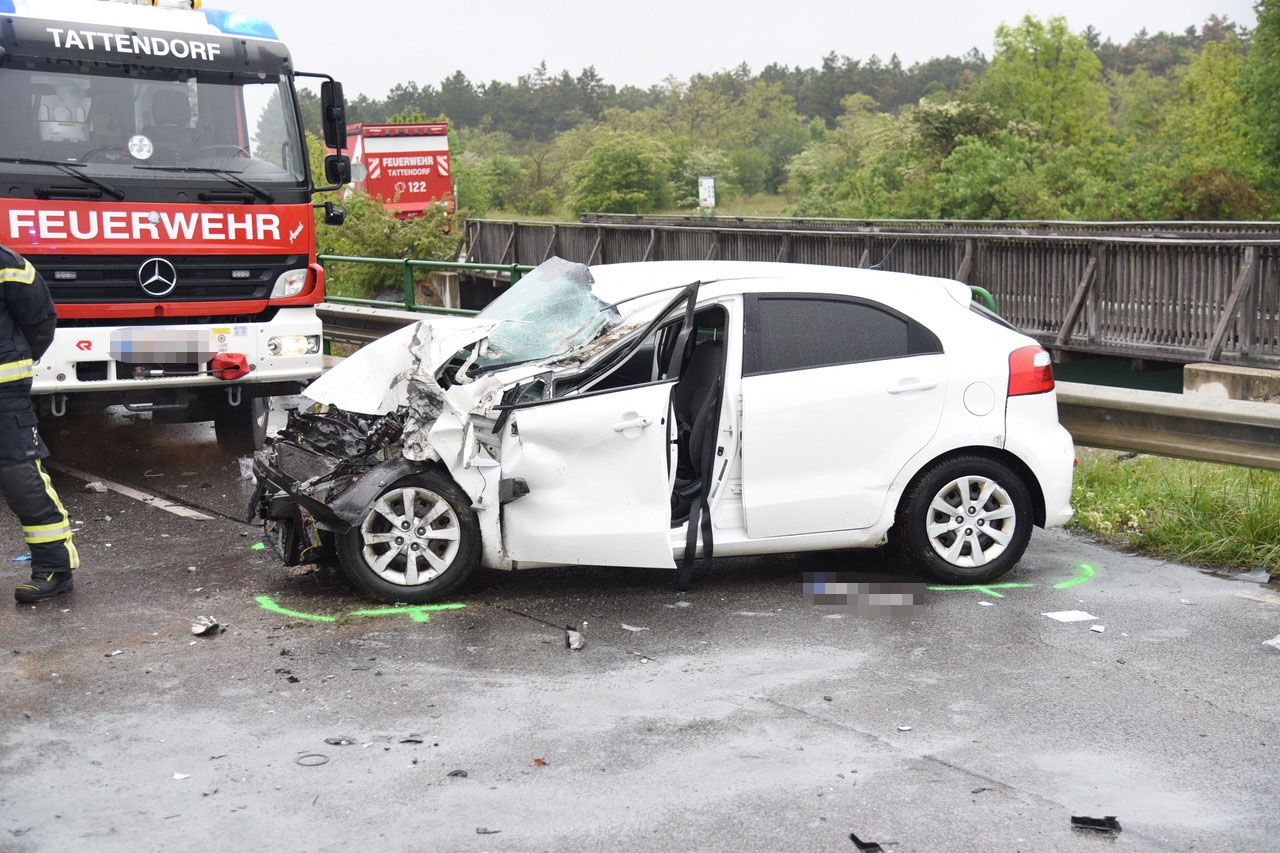 Schwerer Verkehrsunfall im Bezirk Baden
