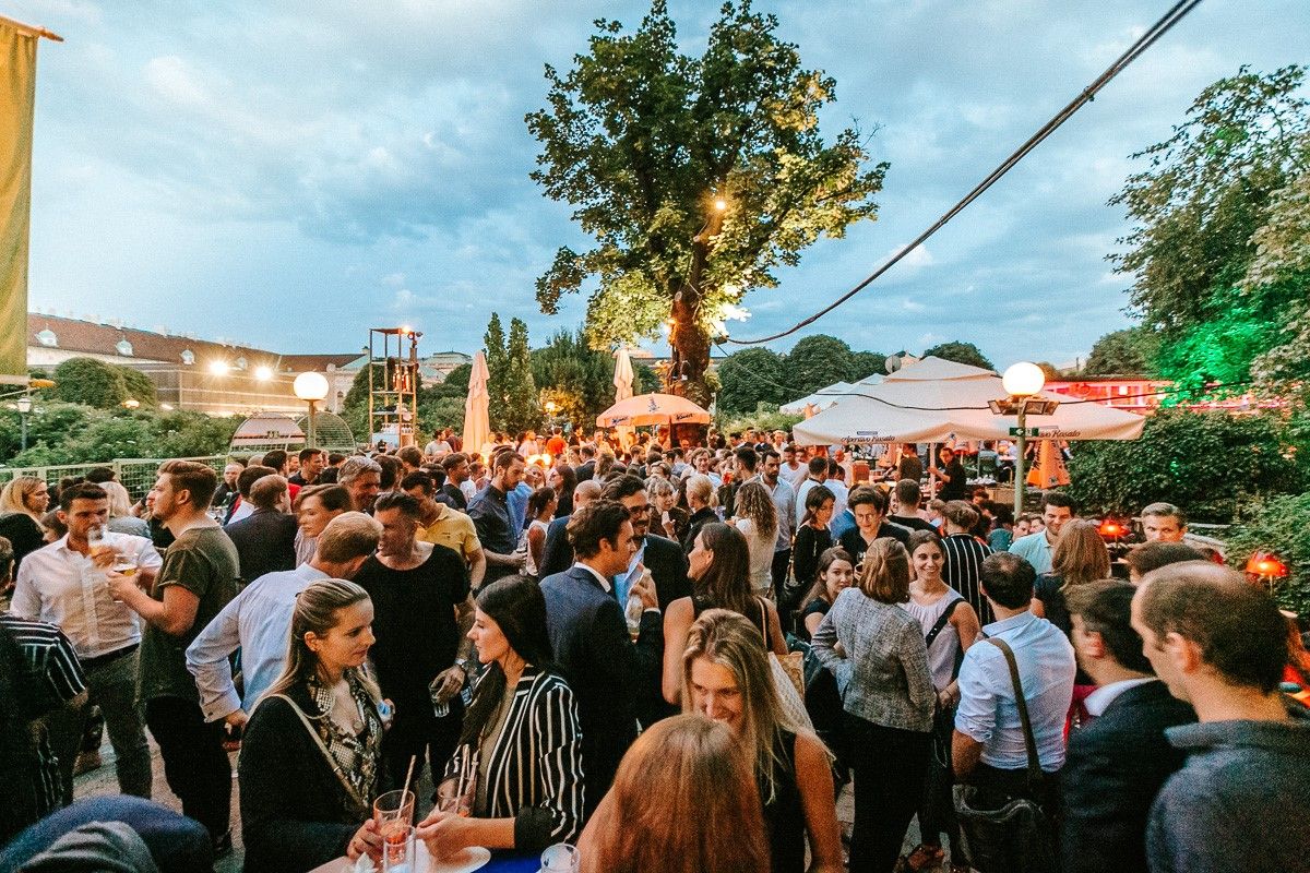 Season-Opening: Das Techno Café startet am 30. April in die 29. Gartensaison