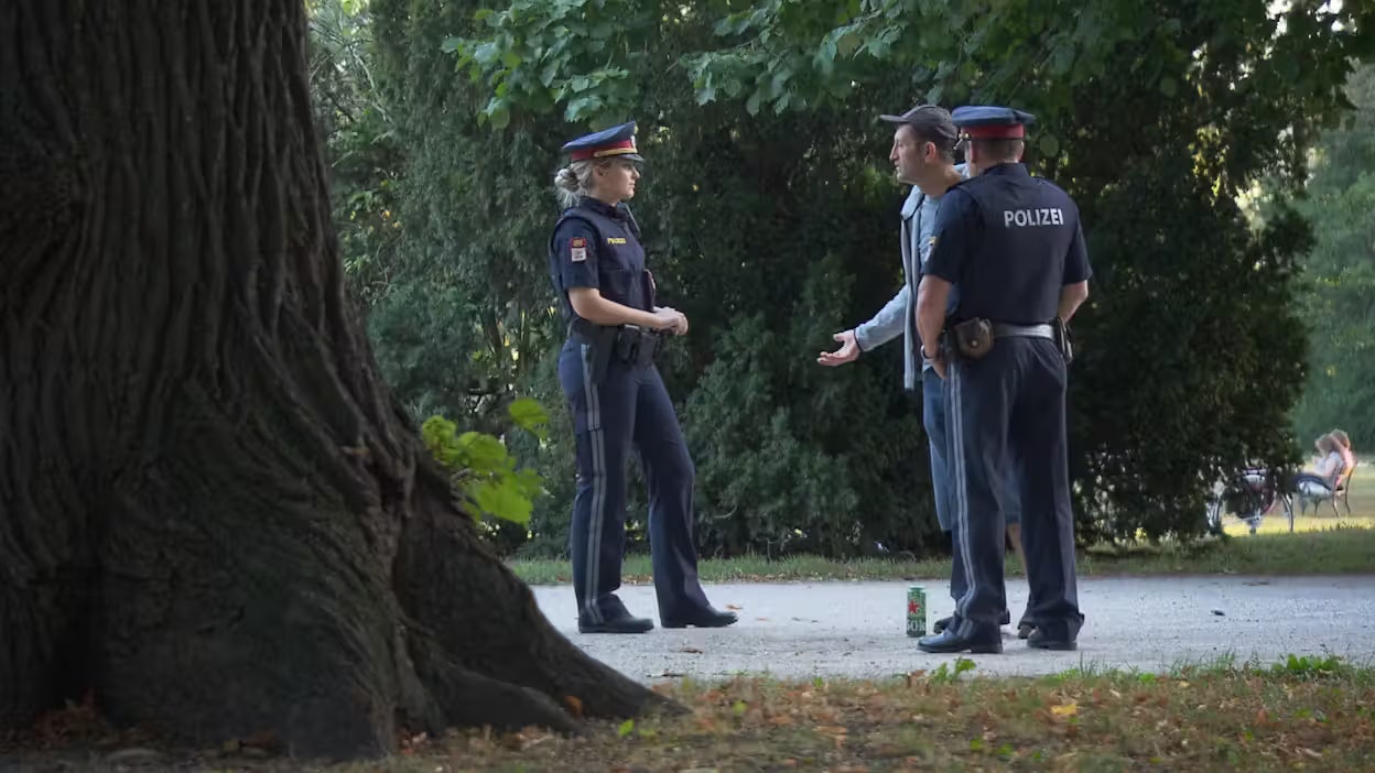 "Die Grätzlpolizei" im Einsatz.