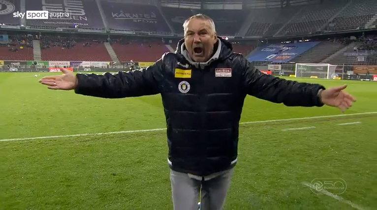 Peter Pacult gegen den Kameramann