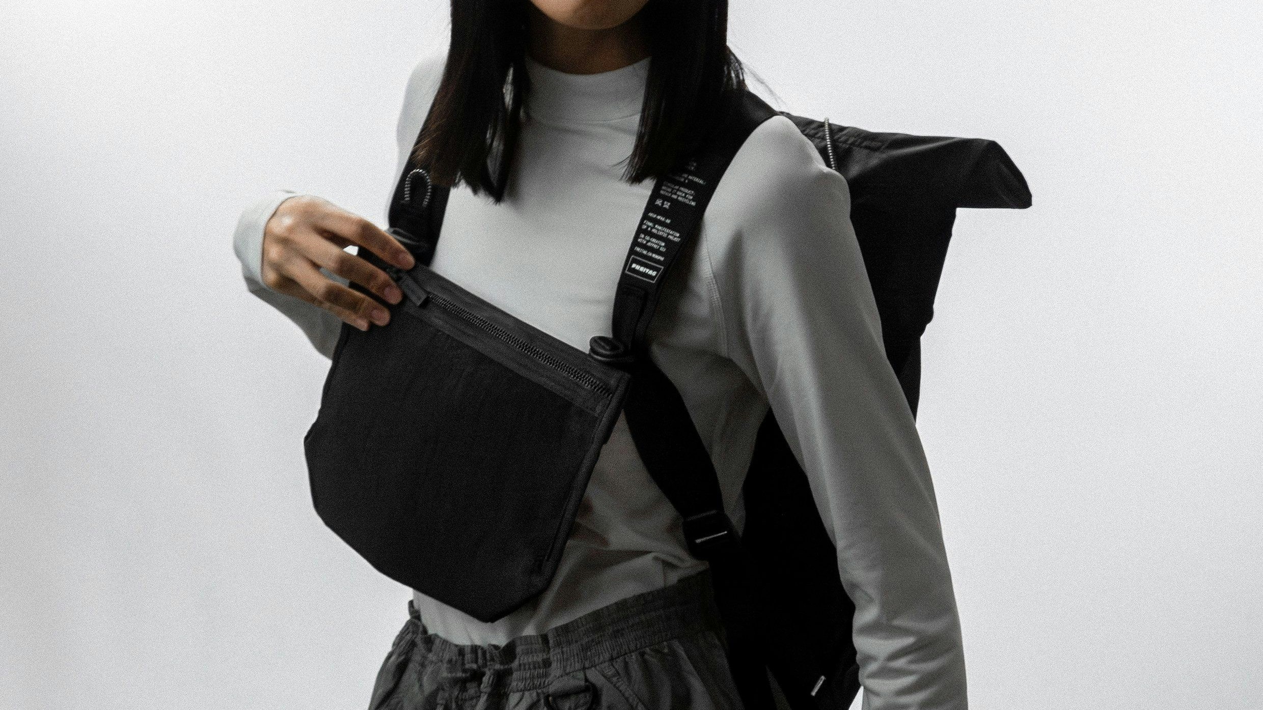 Die abnehmbare Tasche, namens "Musette", kann auch vorne befestigt oder ganz abgenommen werden.