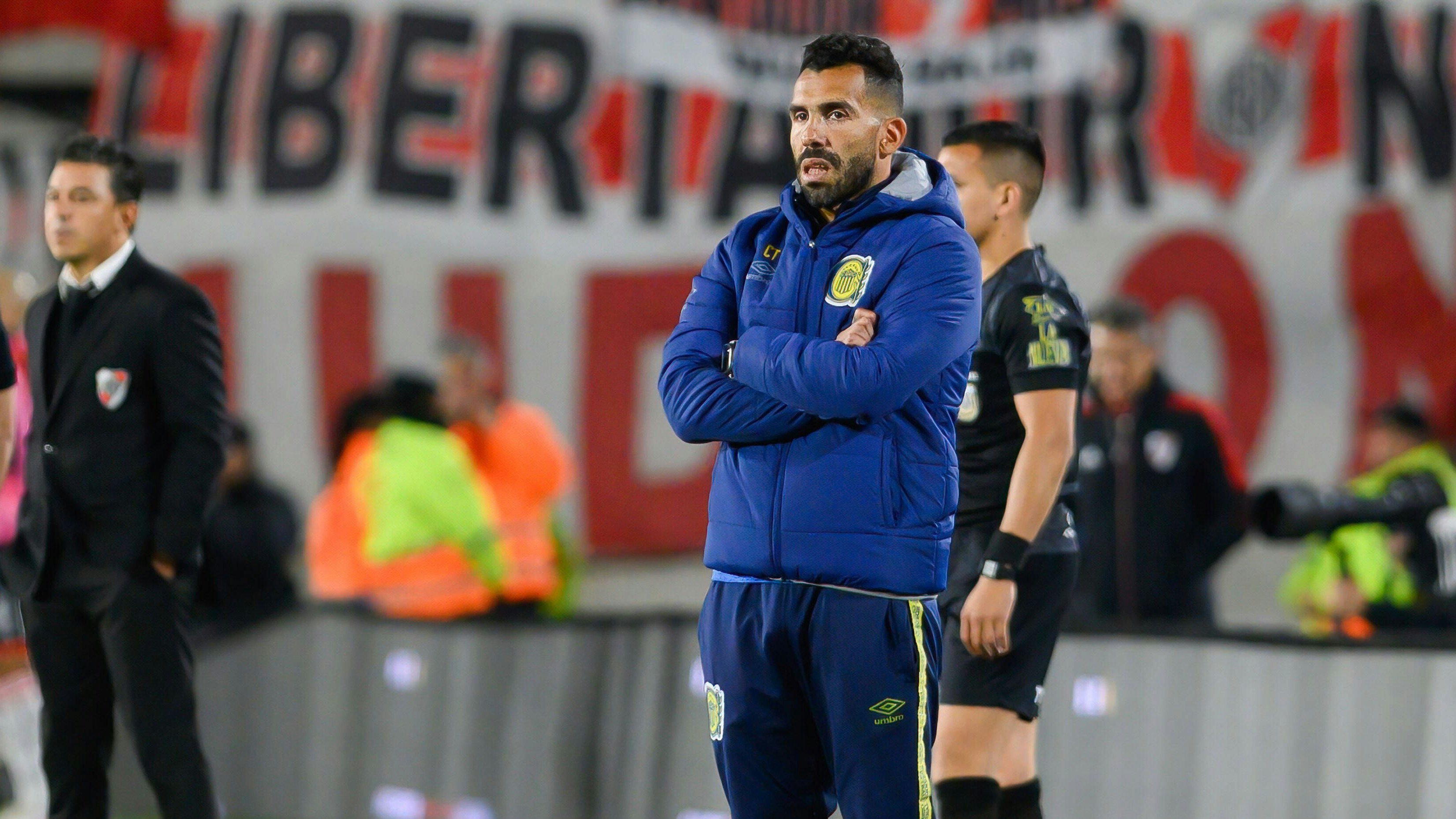 Heute.at - Ins Spital gebracht! Sorge um Fußball-Ikone Tevez