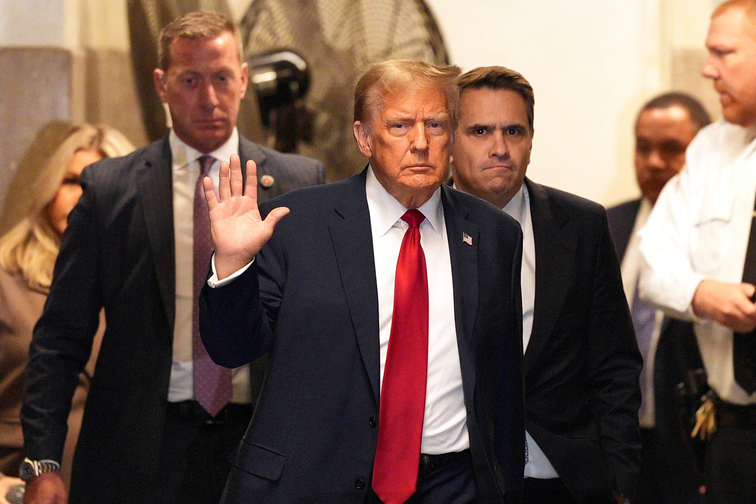 Ex-Präsident Trump beim im Schweigegeld-Prozess in New York. Ein Mega-Deal beschert ihm nun 1,3 Milliarden Dollar.