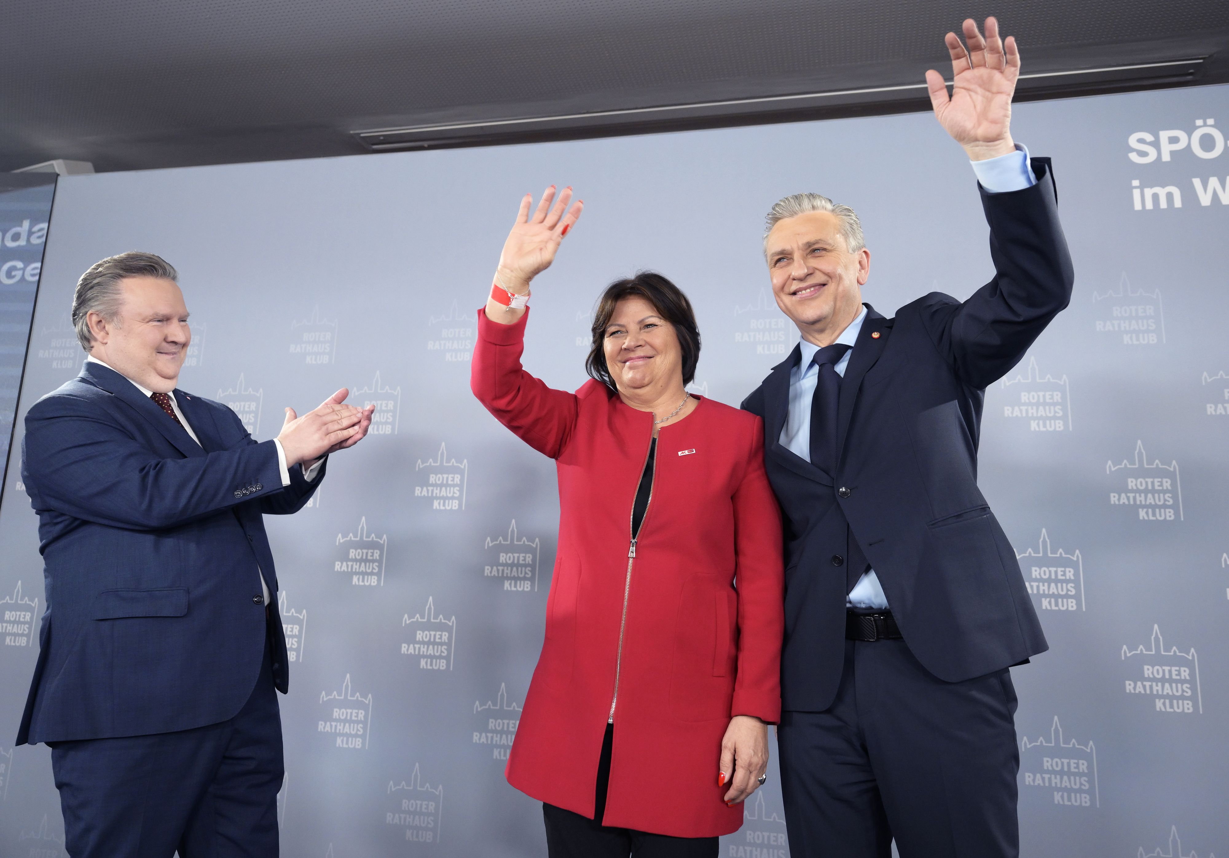 AK-Präsidentin Renate Anderl und Wiens Bürgermeister Michael Ludwig im Rahmen der Klubtagung der SPÖ 2024 in Frauenkirchen.