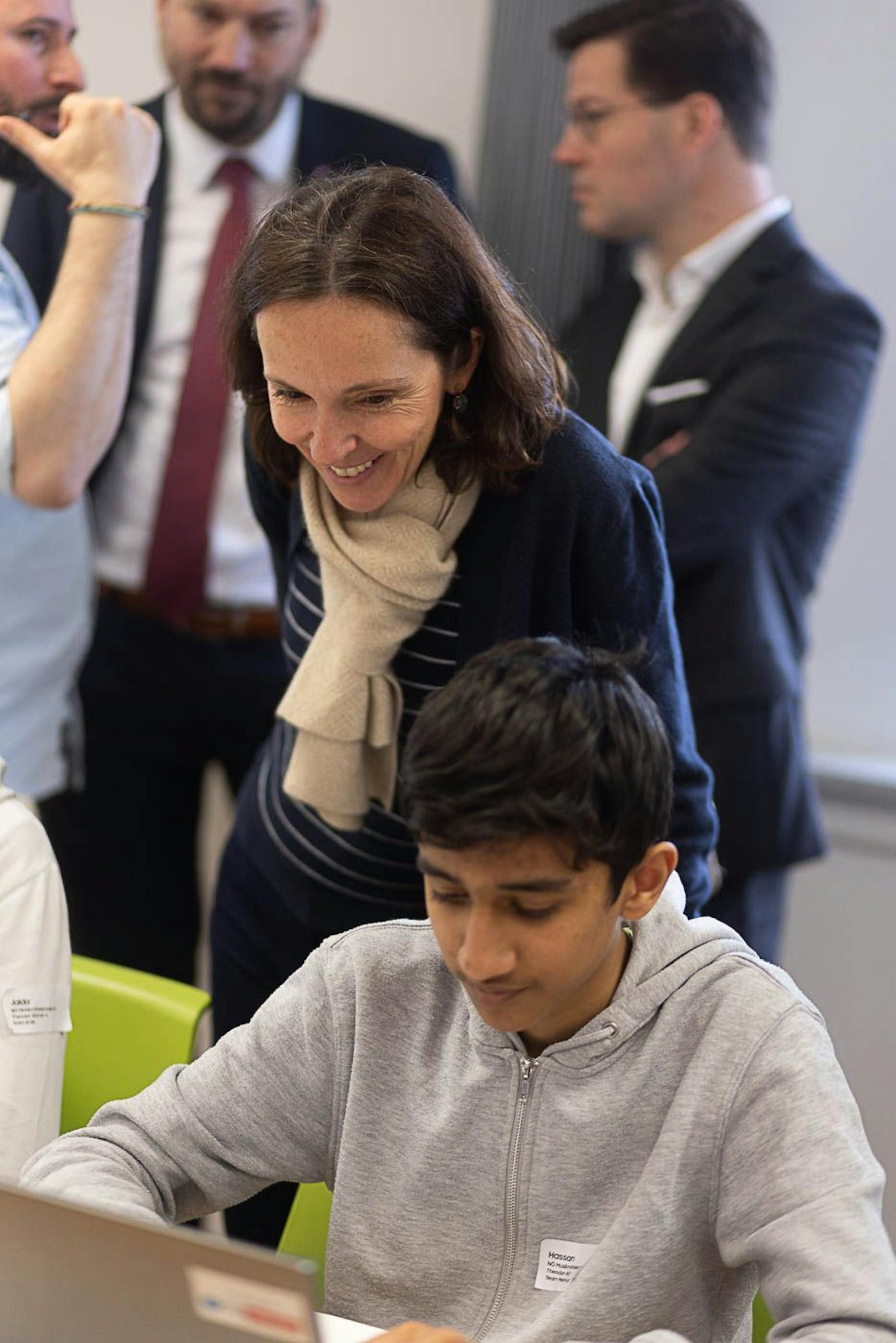 Bei diesem wird von heimischen Mittelschulen ein ganzes Jahr lang an einer Problemstellung gearbeitet – ...