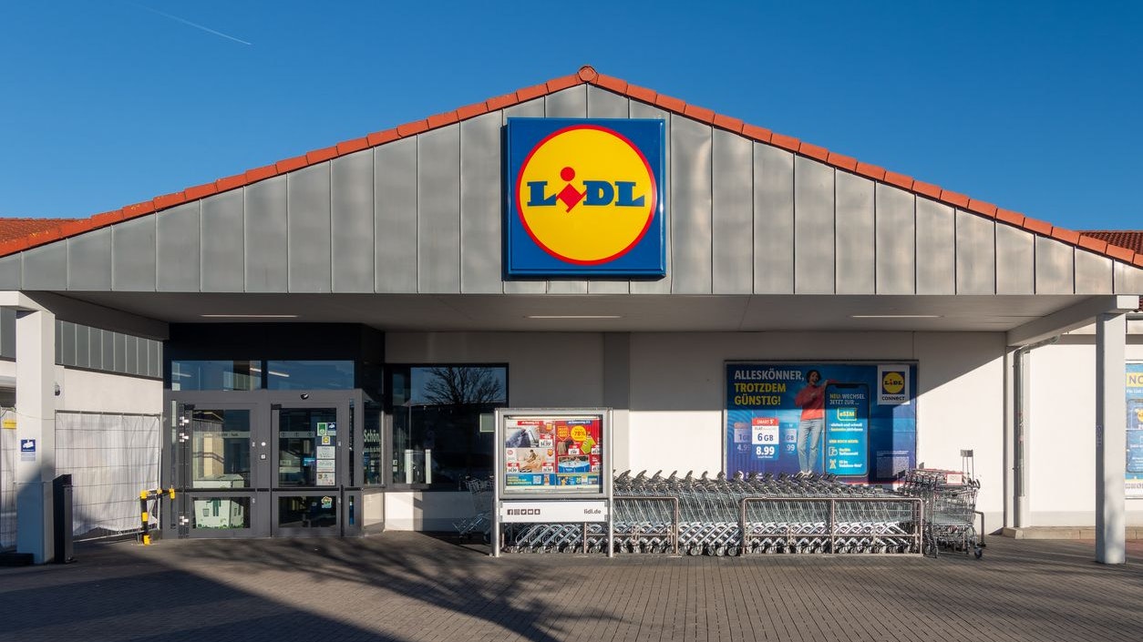 Freystadt, Germany - January 28, 2024: Store of the Lidl supermarket chain in the german town Freystadt, Bavaria. Sunny winter day with blue sky. Lidl has its headquarter in Neckarsulm, Germany with over 10000 stores in Europe..