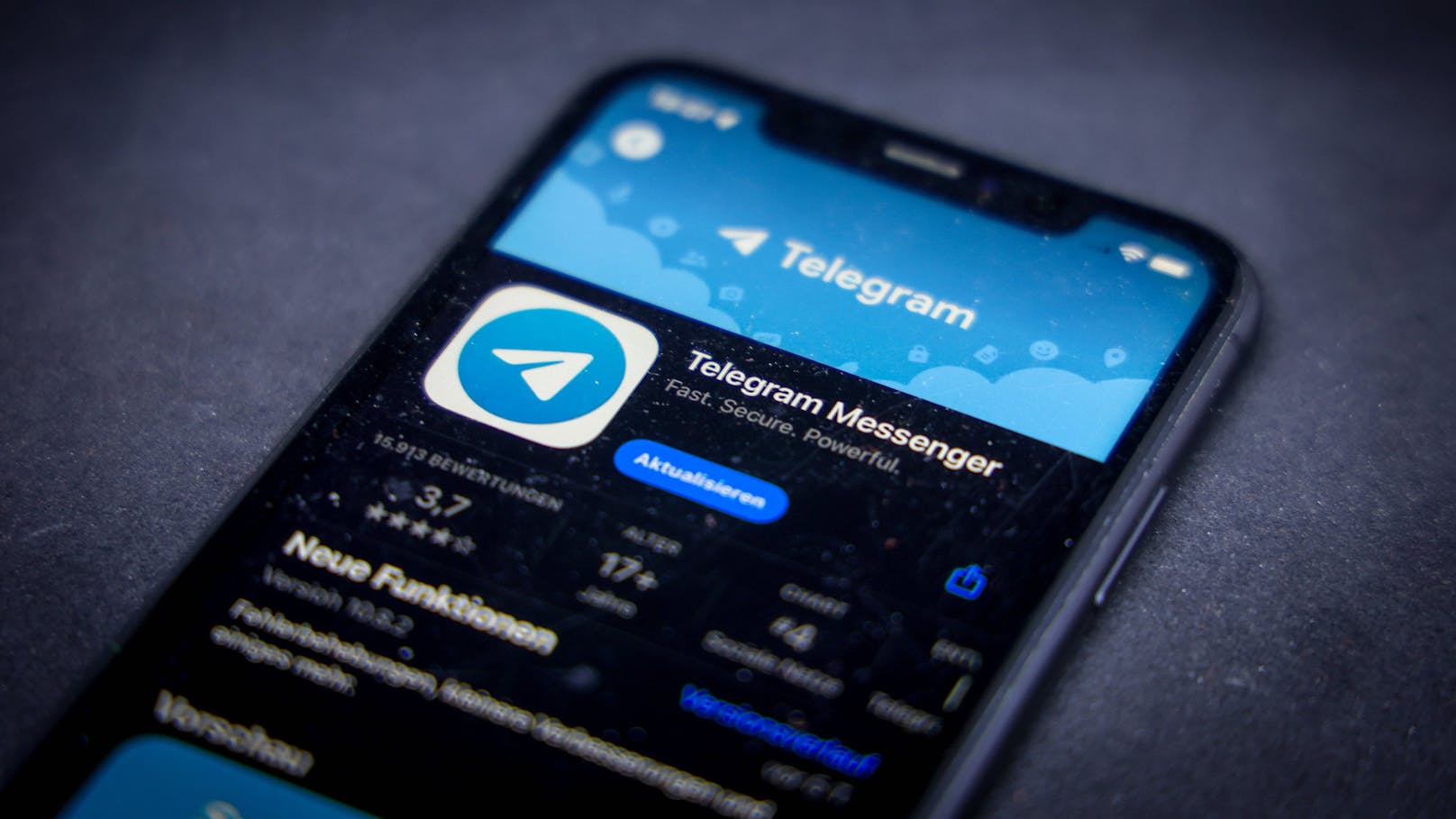 Mit VKontakte und später Telegram wurde er zum Multimilliardär.