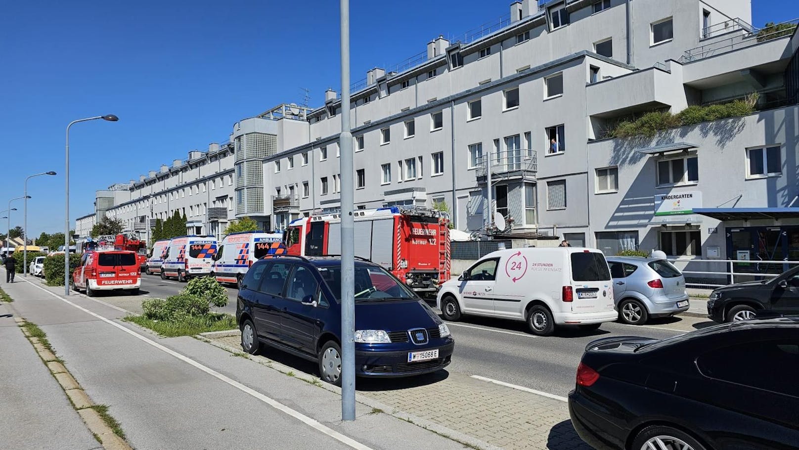 Großeinsatz in Wien-Floridsdorf: In einem Keller kam es zu einer Gasexplosion