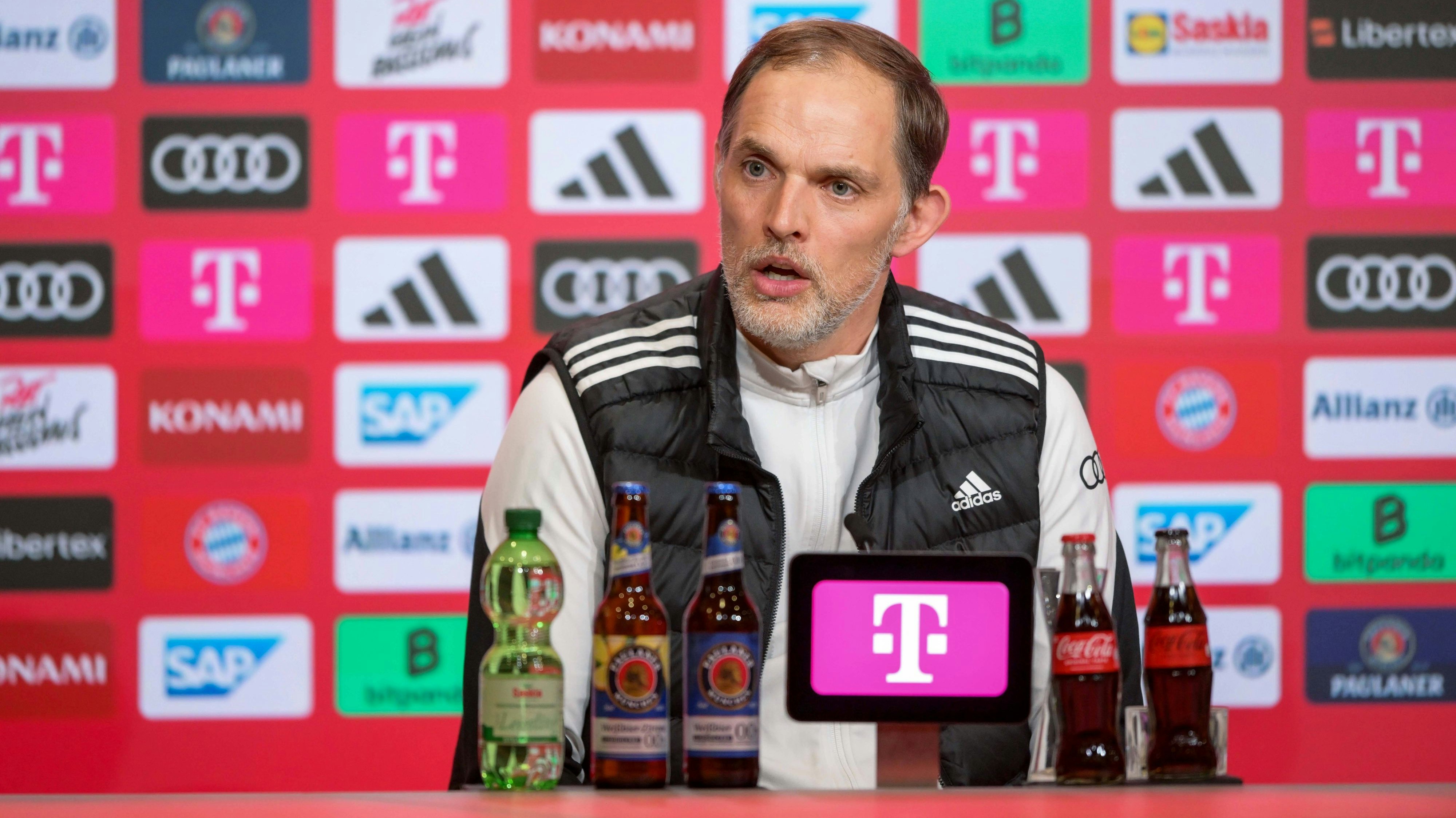Bayern-Trainer Thomas Tuchel steht vor einem wichtigen Spiel gegen Real Madrid.