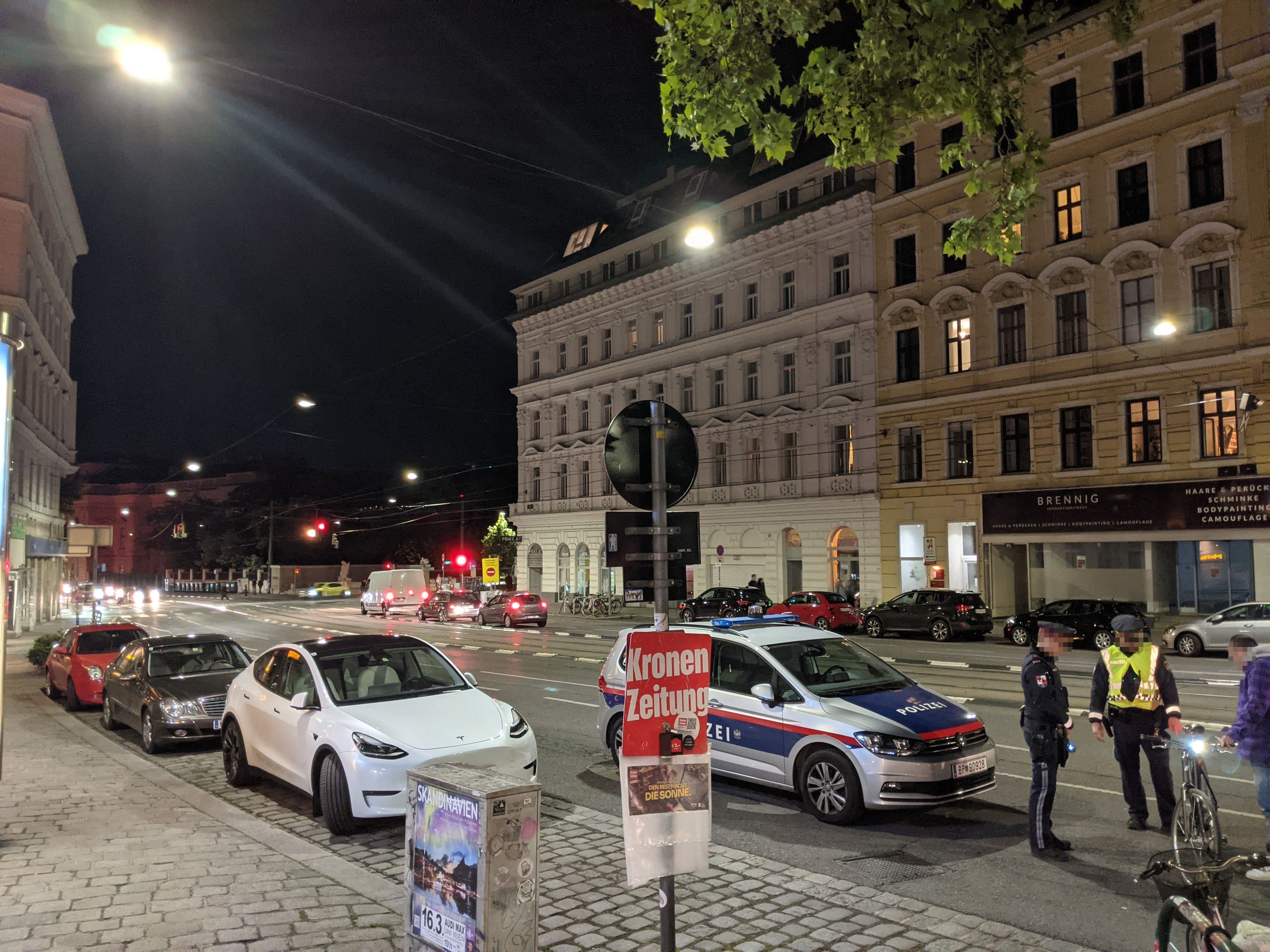 Die Verkehrskontrolle auf der Alserbachstraße (Wien-Alsergrund)