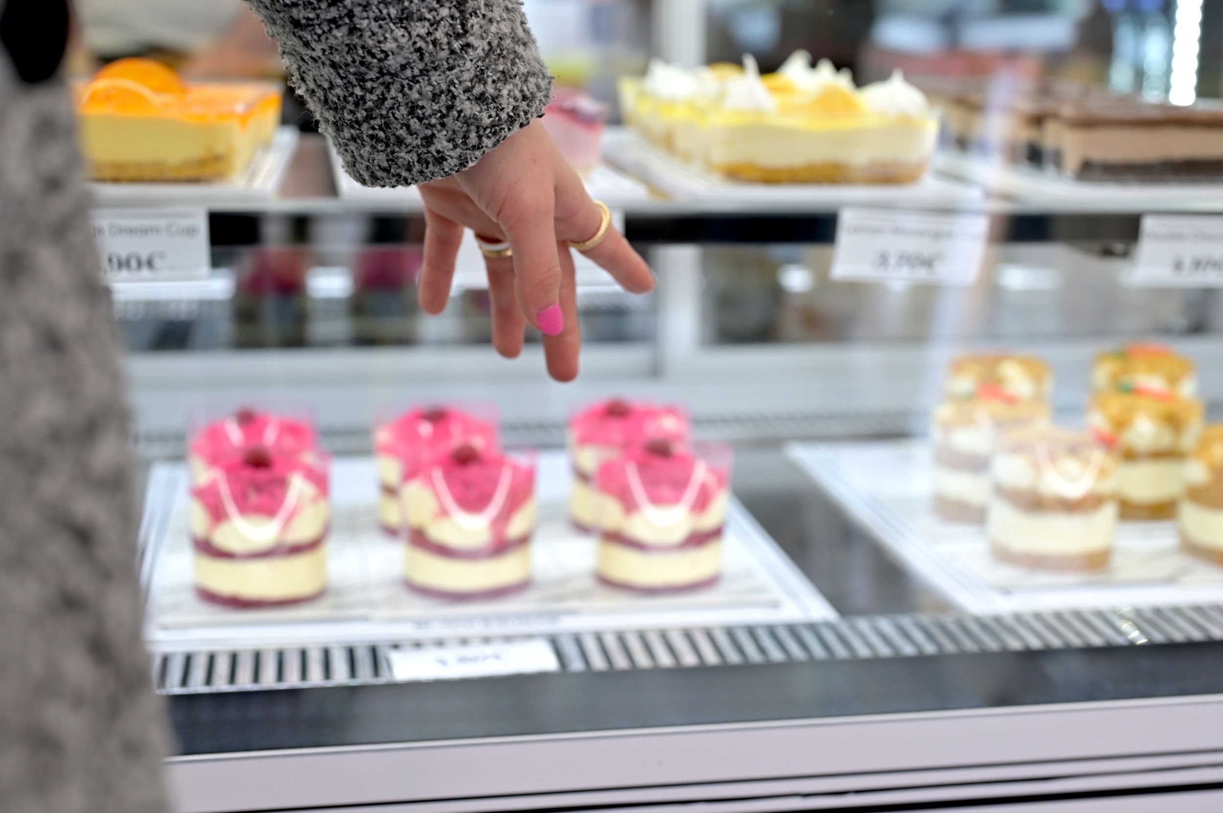 Der Unternehmer, der in Schwierigkeiten geraten ist, betreibt u.a. die Linzer Patisserie Black & Sugar.