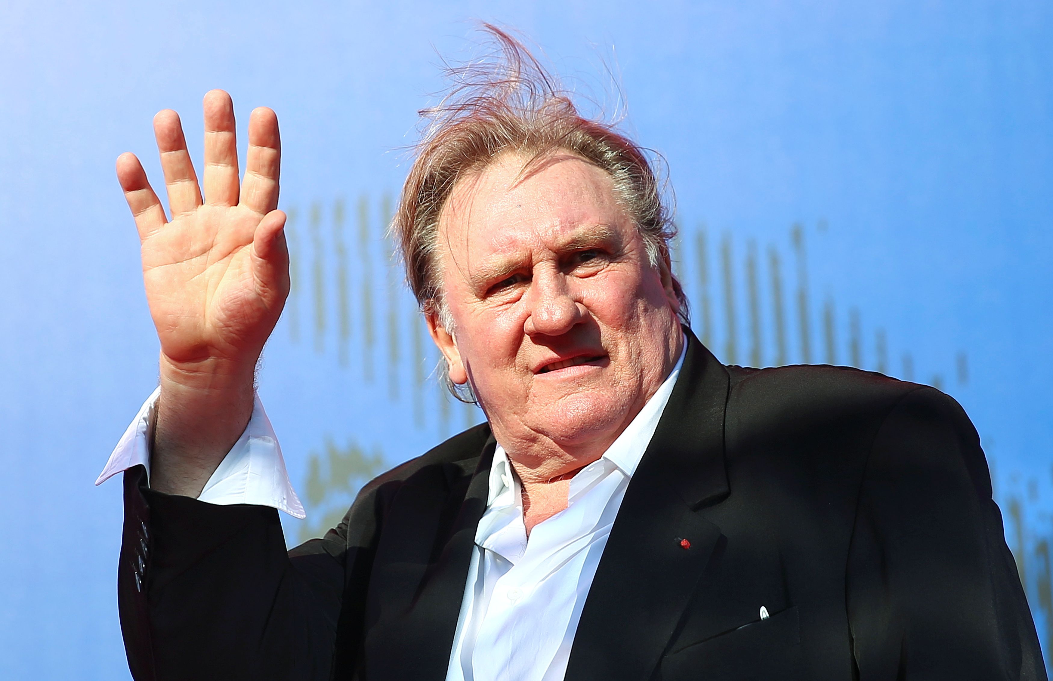 Gérard Depardieu muss sich einem Verhör bei der Polizei stellen.