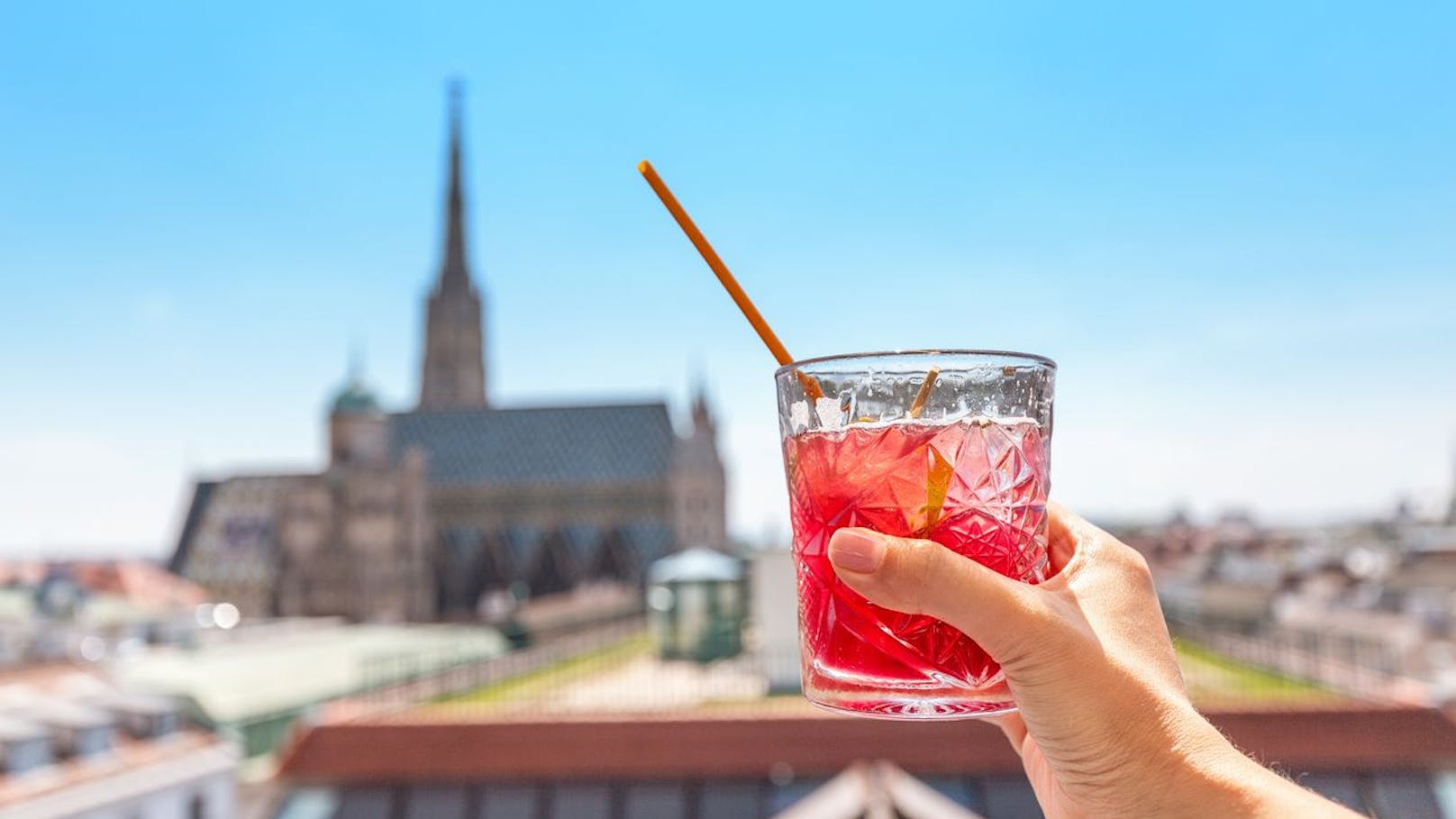 Diese Wiener Rooftop-Bar zählt zu den besten der Welt