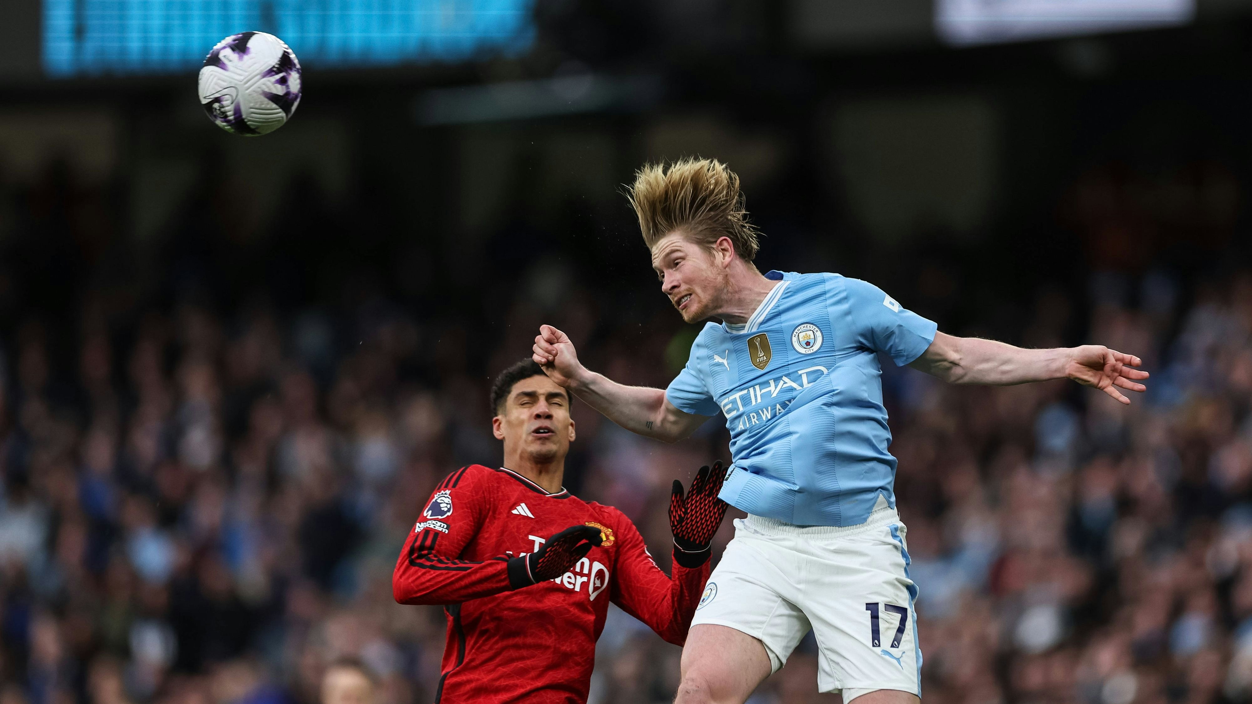 Die Manchester-Klubs sind keine Fans der neuen Regelung.