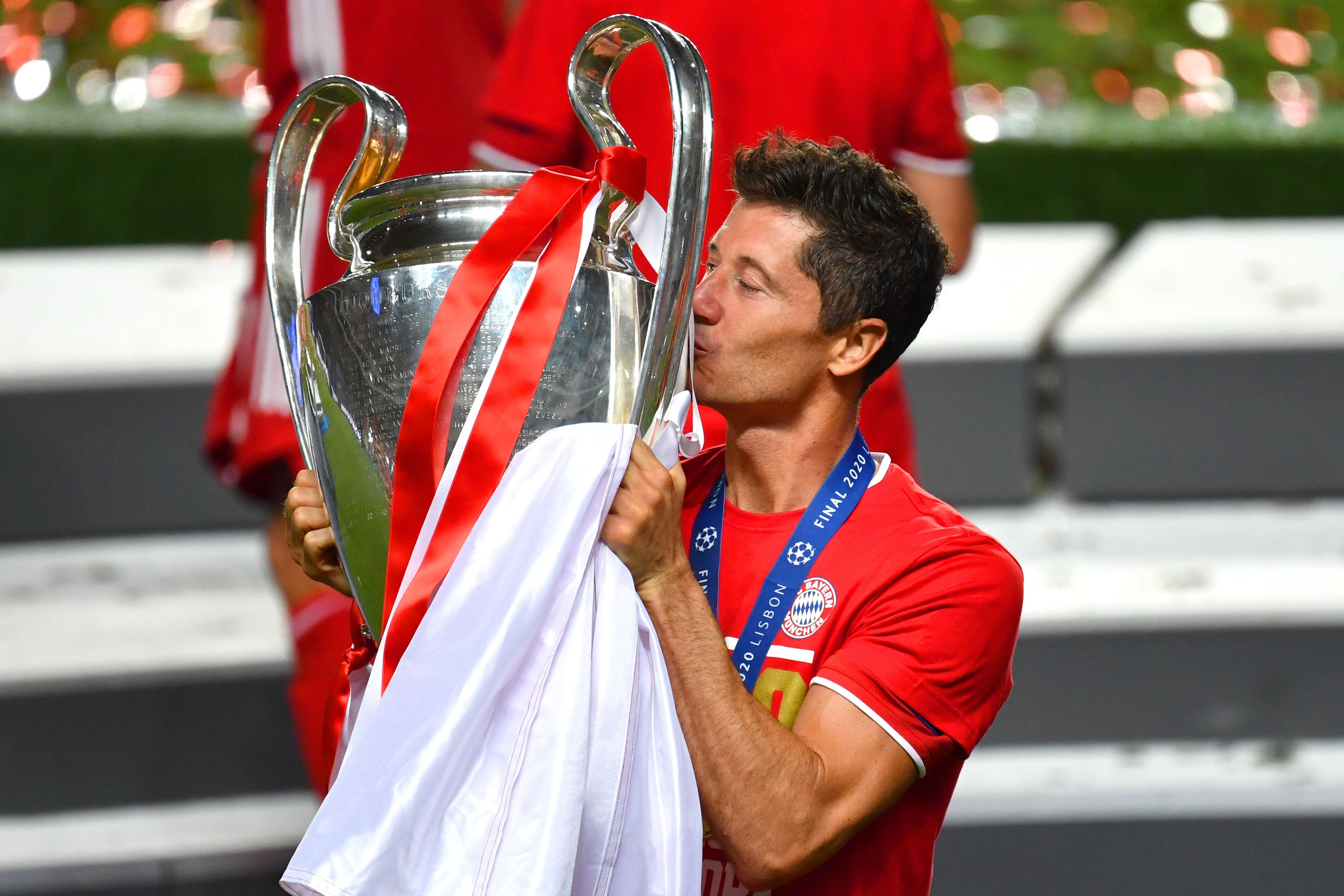 Robert Lewandowski gewann mit den Bayern 2020 das Triple.