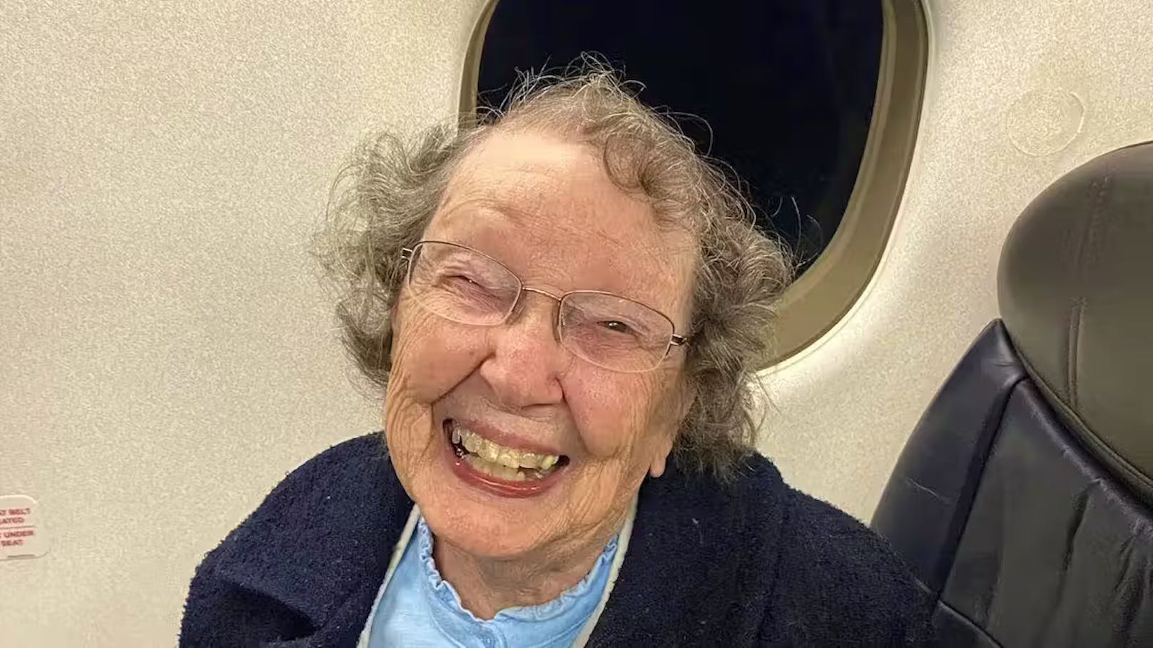 Patricia ist 101 Jahre alt, doch das Buchungssystem von American Airlines meint bei der Buchung, sie sei ein Kleinkind.
