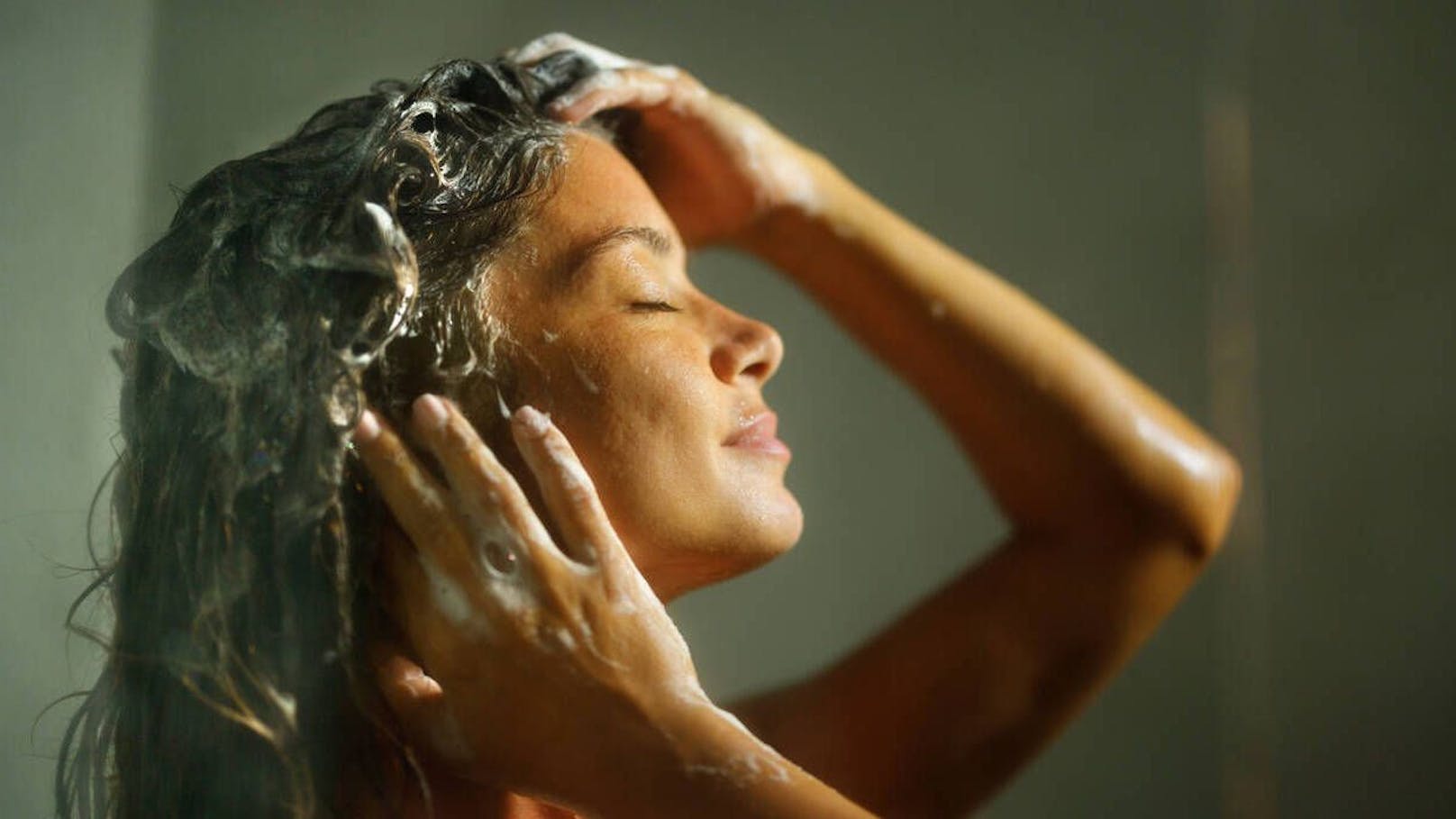 Tiefenreinigung: Haarpeeling für mehr Frische