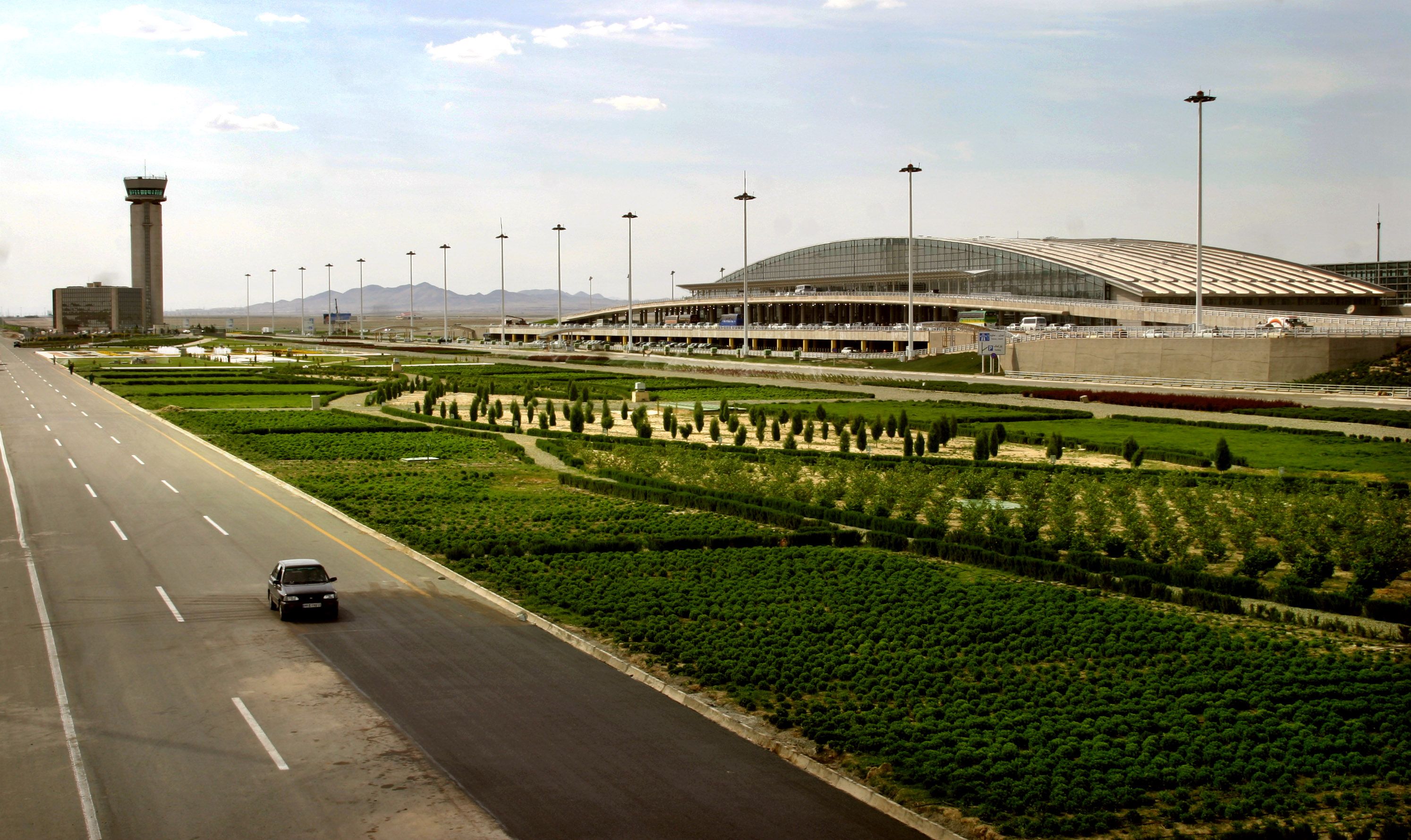 Hier werden bald wieder Maschinen der AUA zum Landeflug ansetzen - Der Flughafen im Süden Teherans.