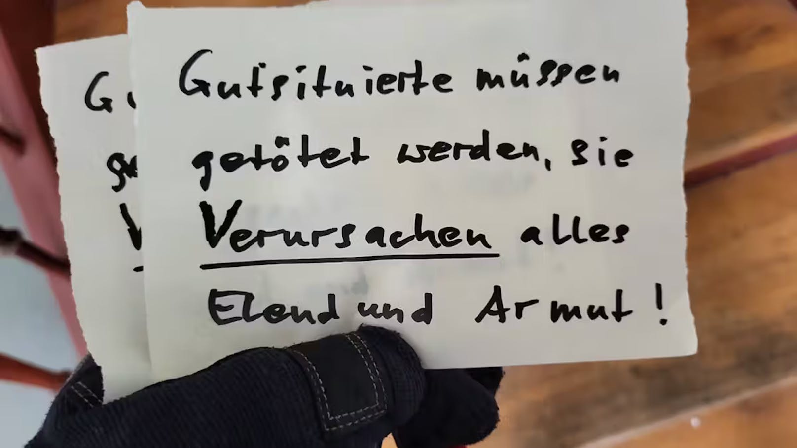 Skandal-Zettel: "Gutsituierte müssen getötet werden"