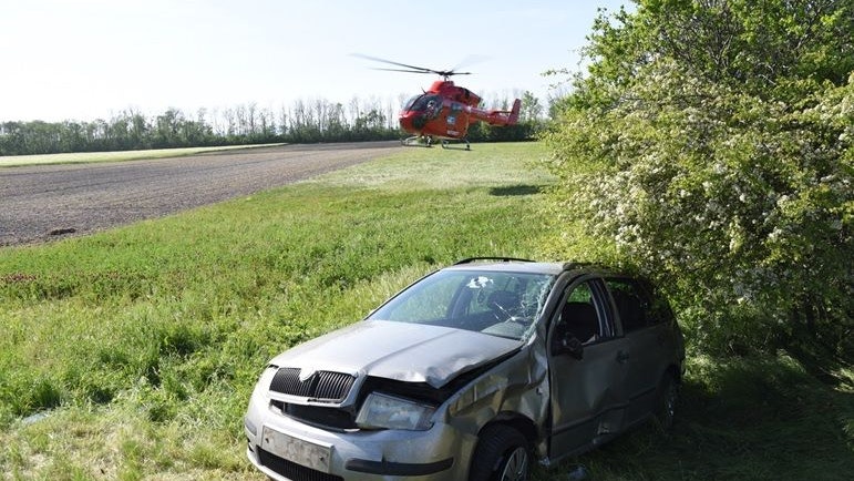 Der Unfalllenker wurde schwer verletzt ins Spital geflogen. 