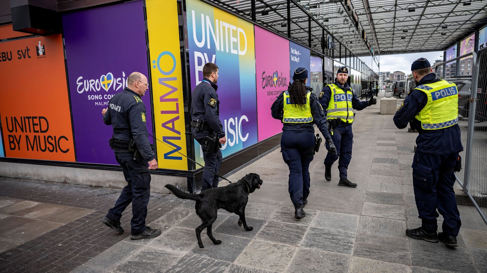 Die schwedische Polizei macht sich bereit.