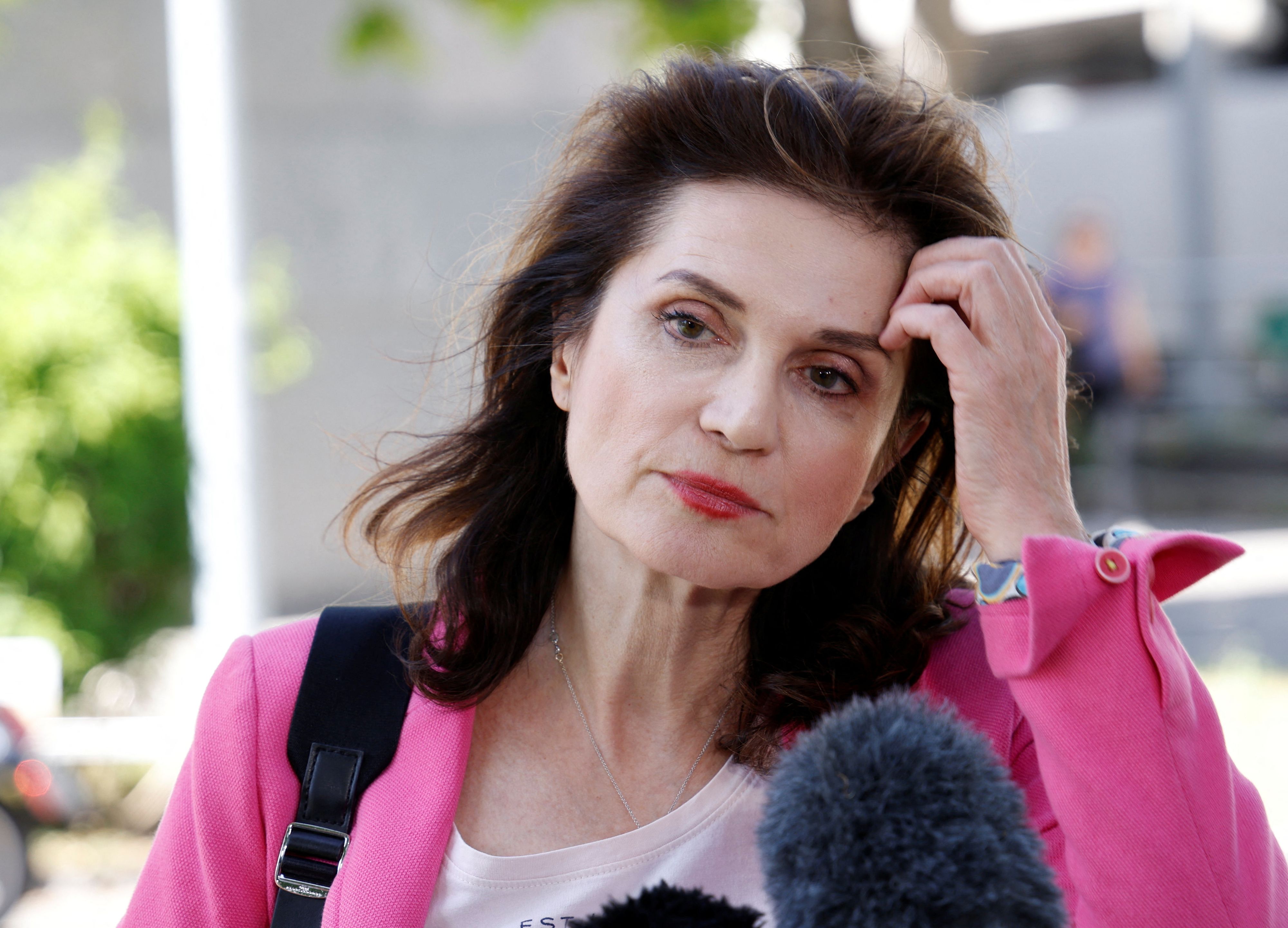 Star-Anwältin Astrid Wagner zeigt jetzt die Polizisten an.