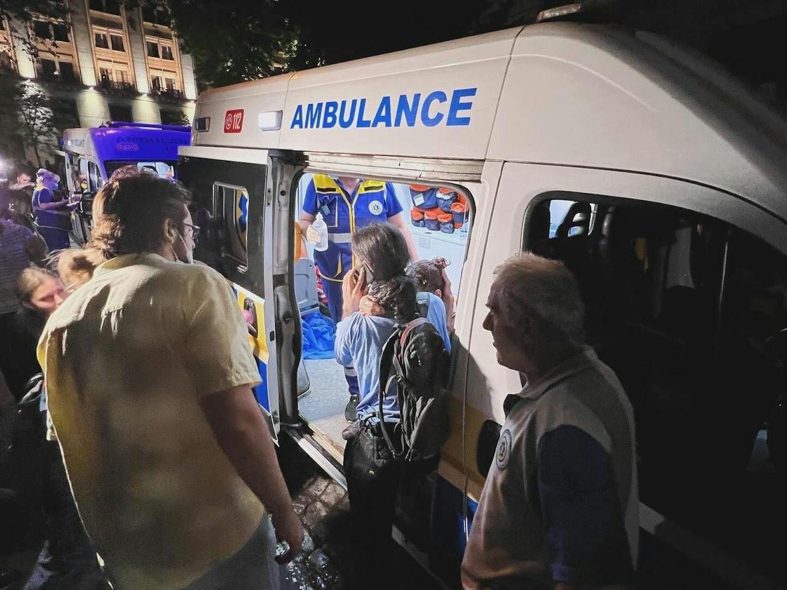 Tausende Georgier gingen Ende April / Anfang Mai in Massenprotesten gegen das neue Gesetz über "ausländischen Einflussnahme" auf die Straße. Die Polizei antwortete mit Gewalt.