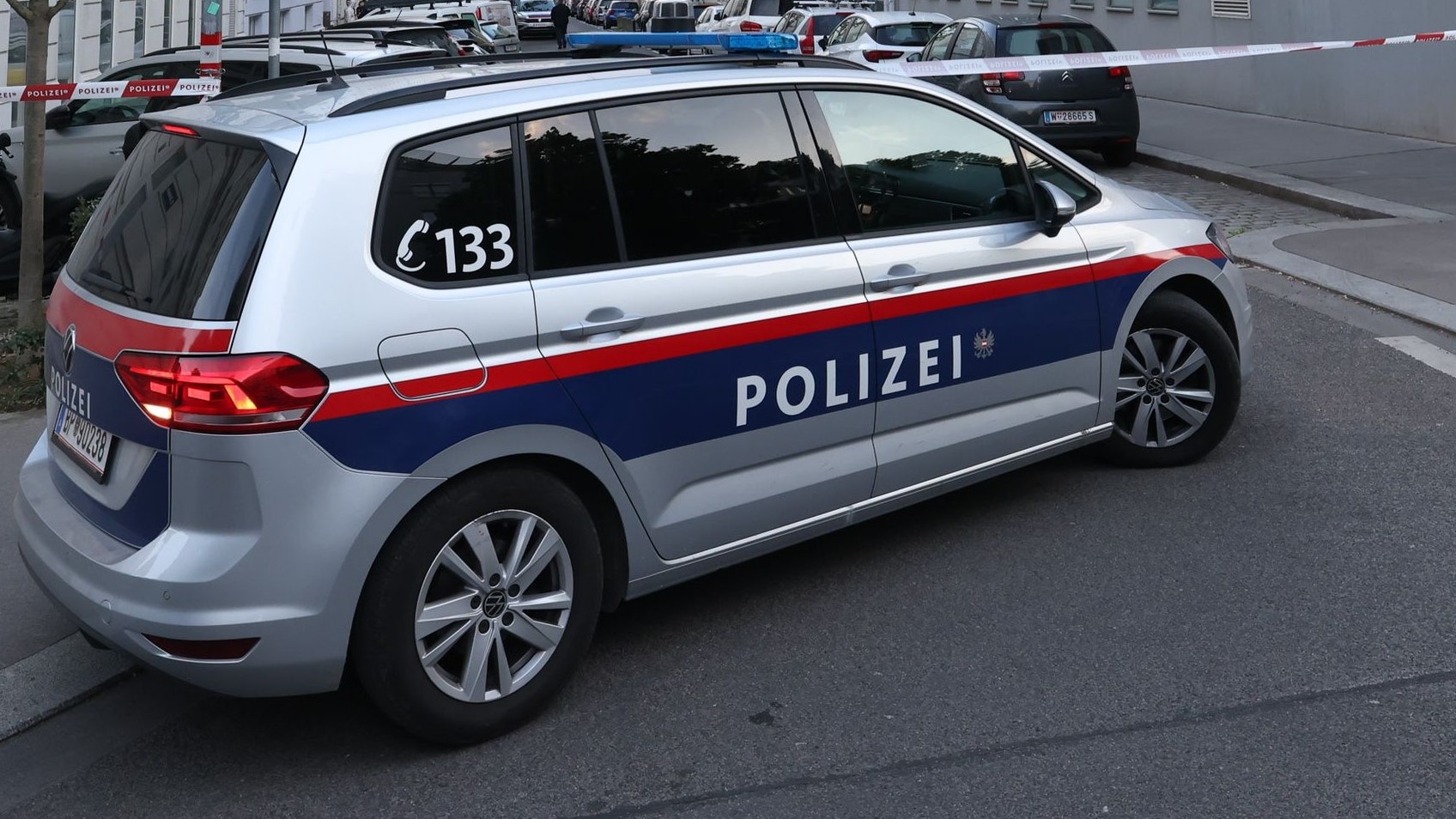 Heute.at - Mann (61) droht Mitbewohner plötzlich mit dem Messer