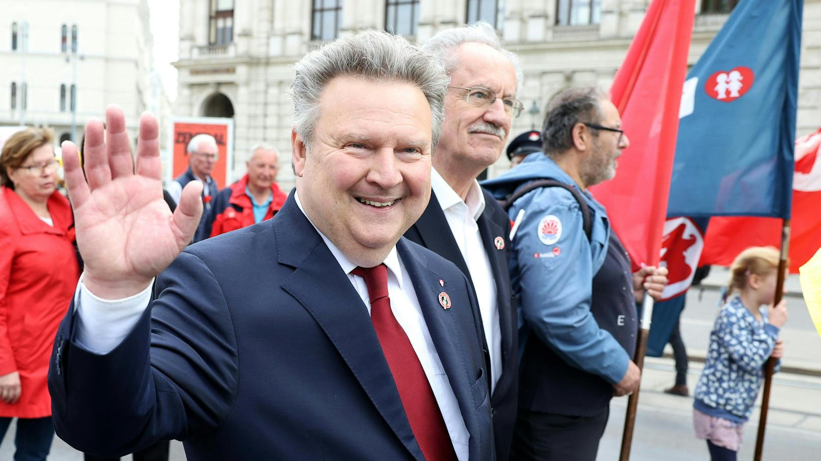 Bürgermeister Michael Ludwig bei der SPÖ-Kundgebung am 1. Mai.