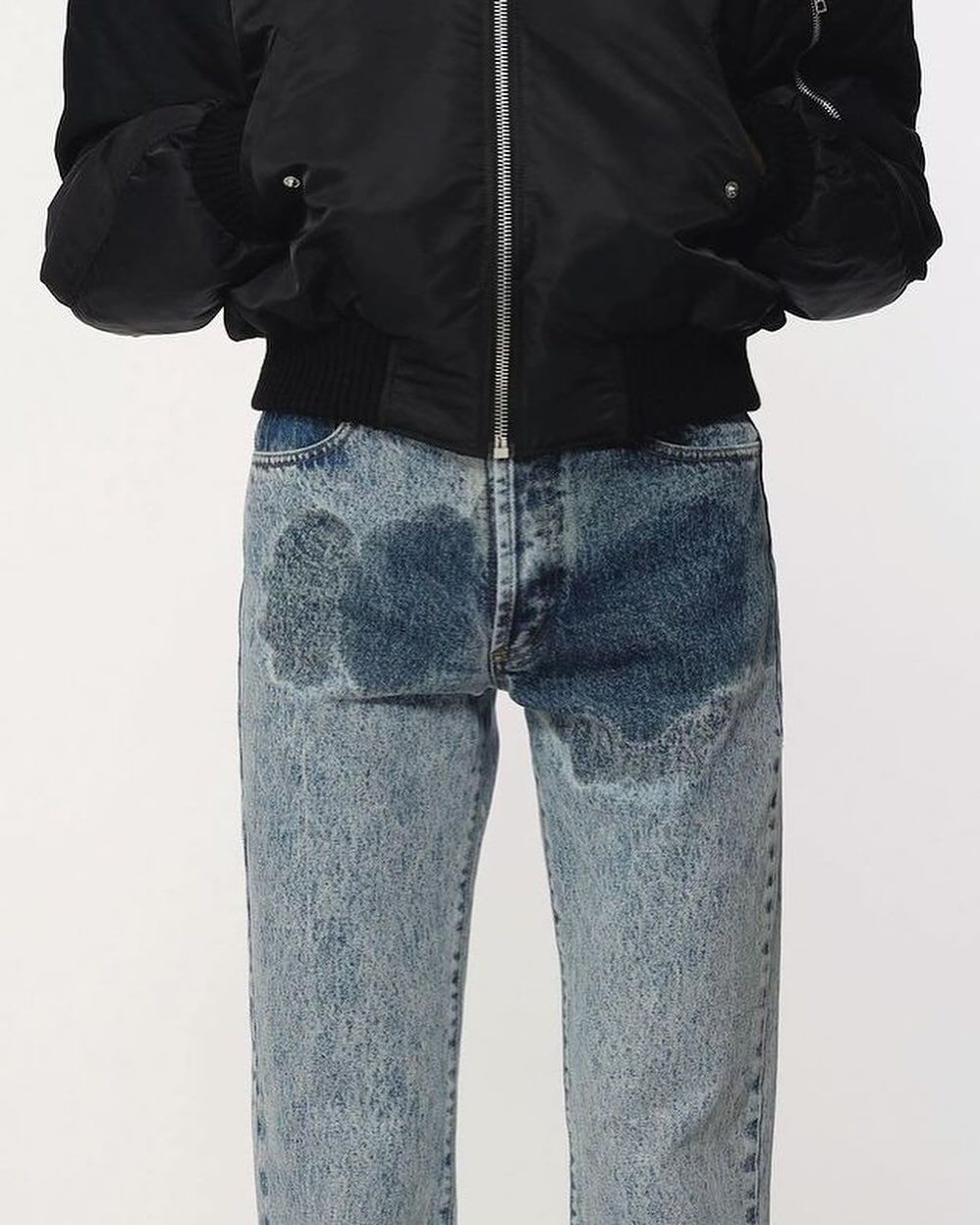 Eine Idee, die in die Hose ging. Die Urinfleck-Jeans wollten dann doch viele haben.