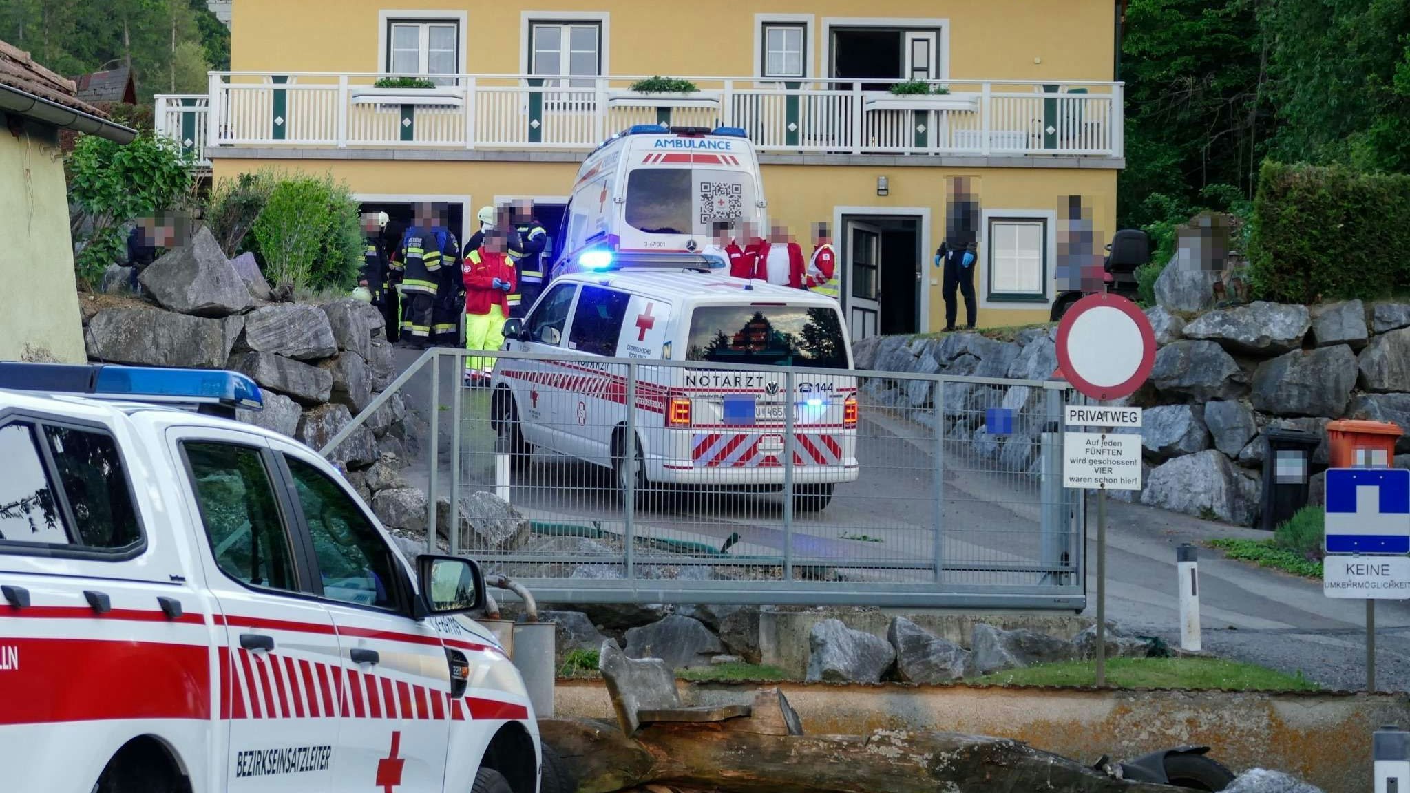 Explosion in Garage: Mann per Heli ins Spital