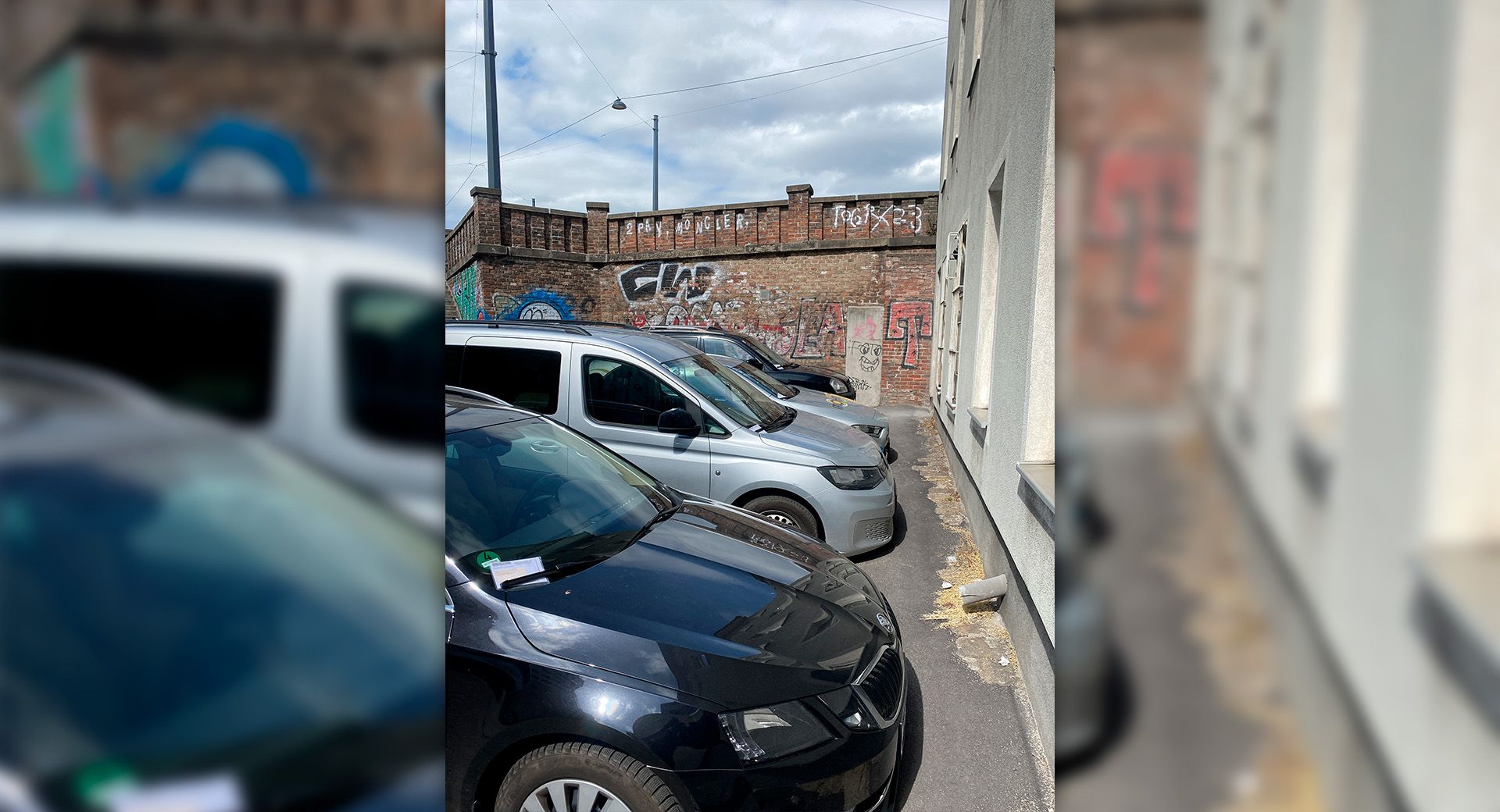 Die Fahrzeuge dürfen seit einigen Tagen so nicht mehr parken. 