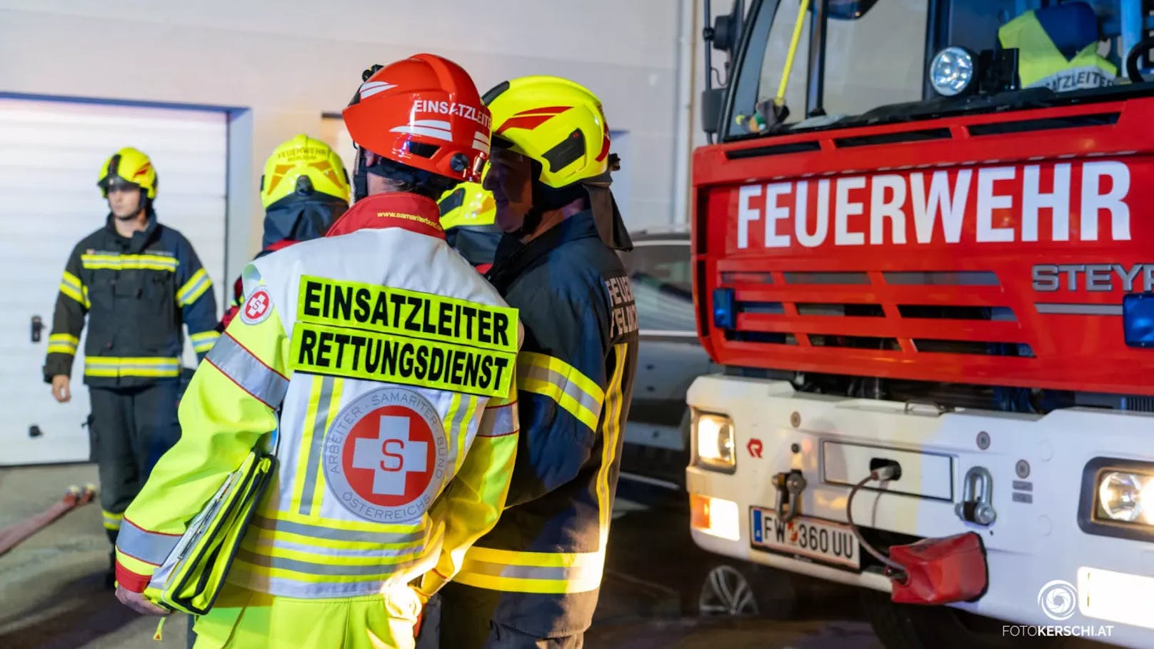 Am Abend des 1.Mai brach in einer Gartenhütte in der Lauterbachsiedlung ein Feuer aus, bei der die Freiwilligen Feuerwehren Feldkirchen an der Donau, Lacken, Landshaag, Mühldorf und Bad Mühlllacken zugleich alarmiert wurden.