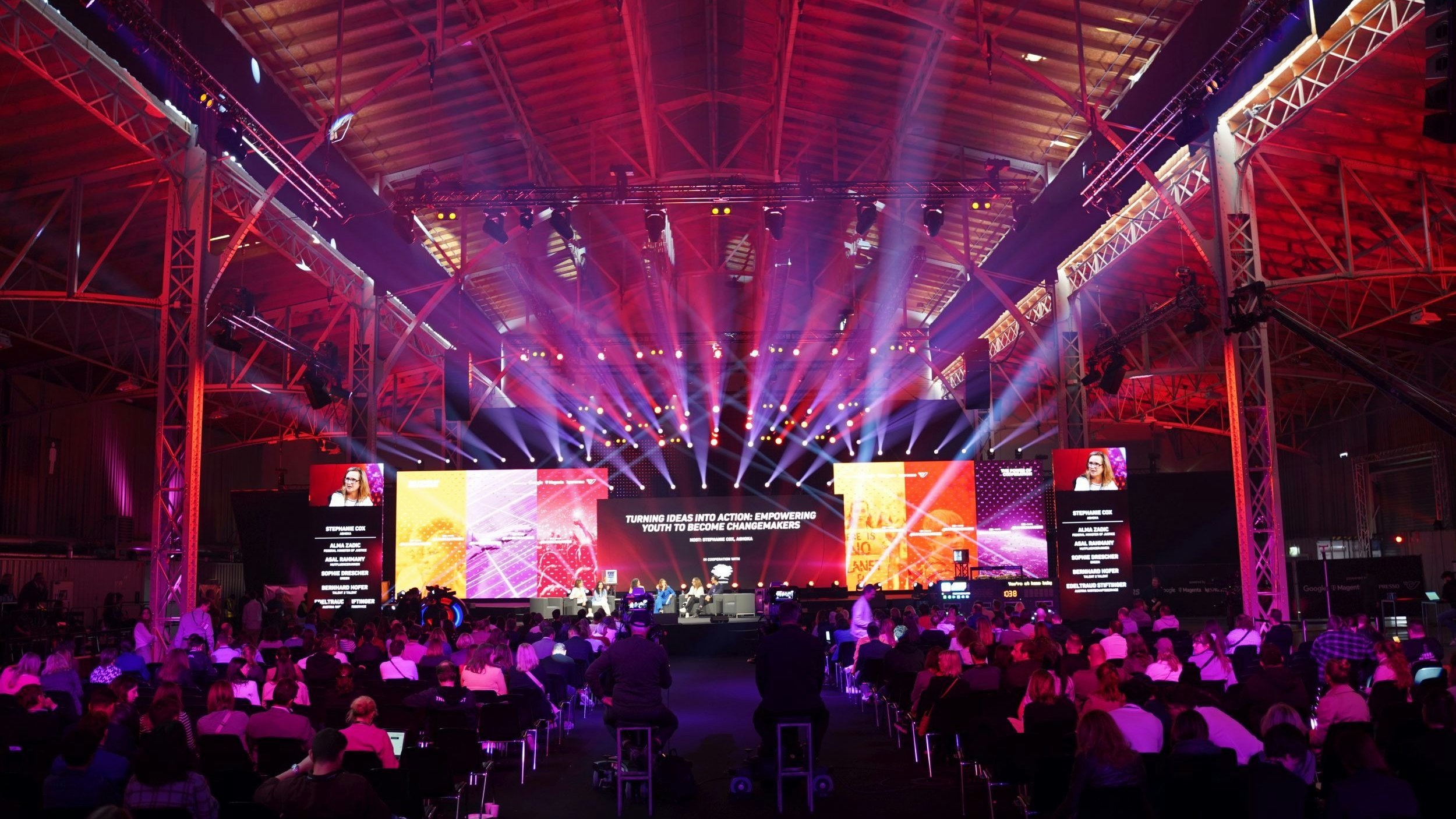 4Gamechangers Festival: Top Speaker zu Unternehmertum, Finanzen, Innovationen und Tech.